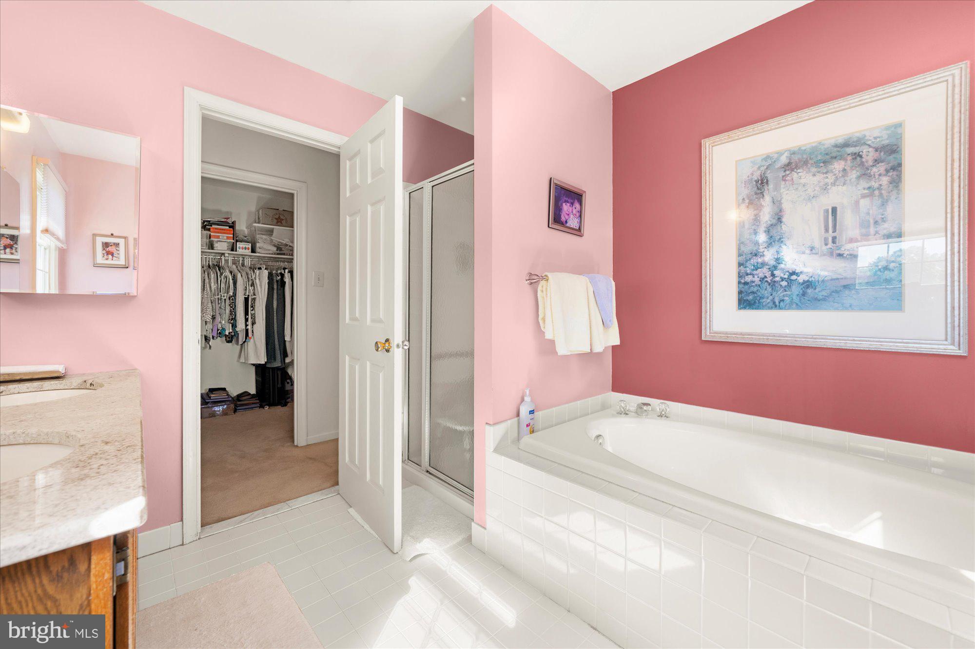 CHARLESTOWNE - Residential