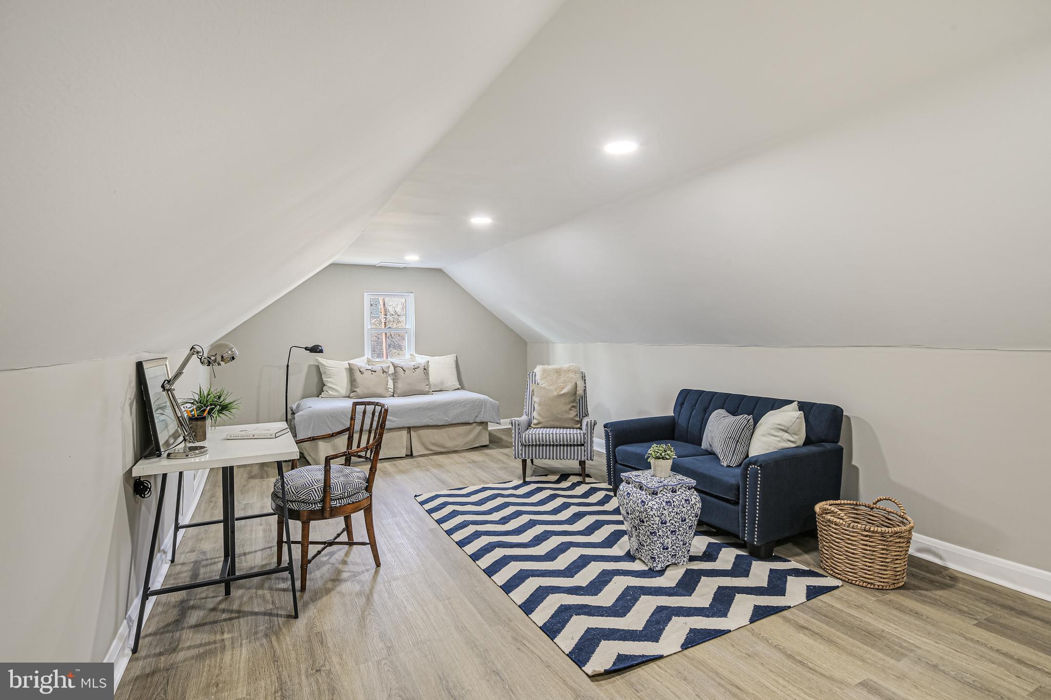 CUB HILL/CARNEY - Residential