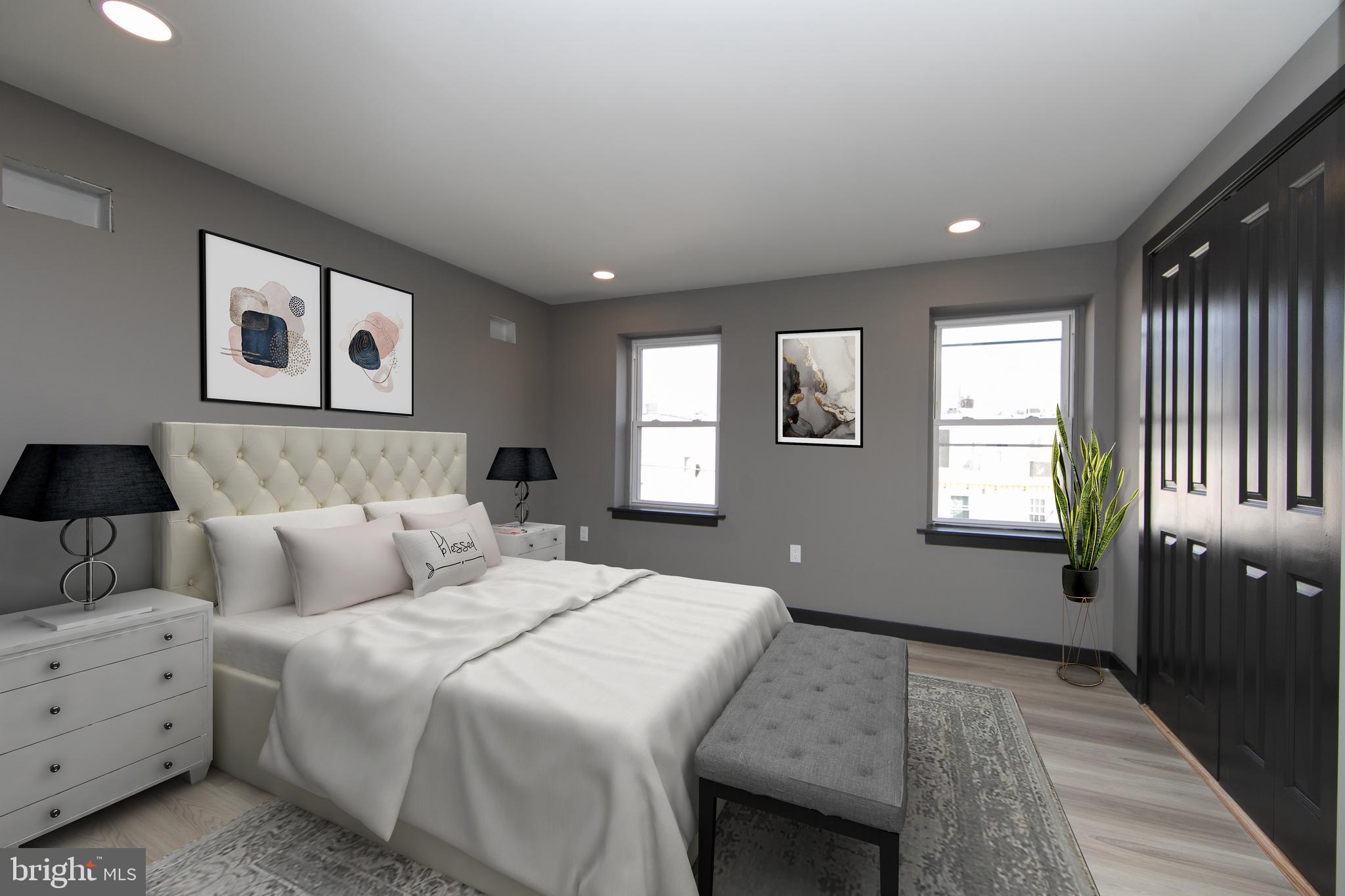 ITALIAN MARKET - Residential