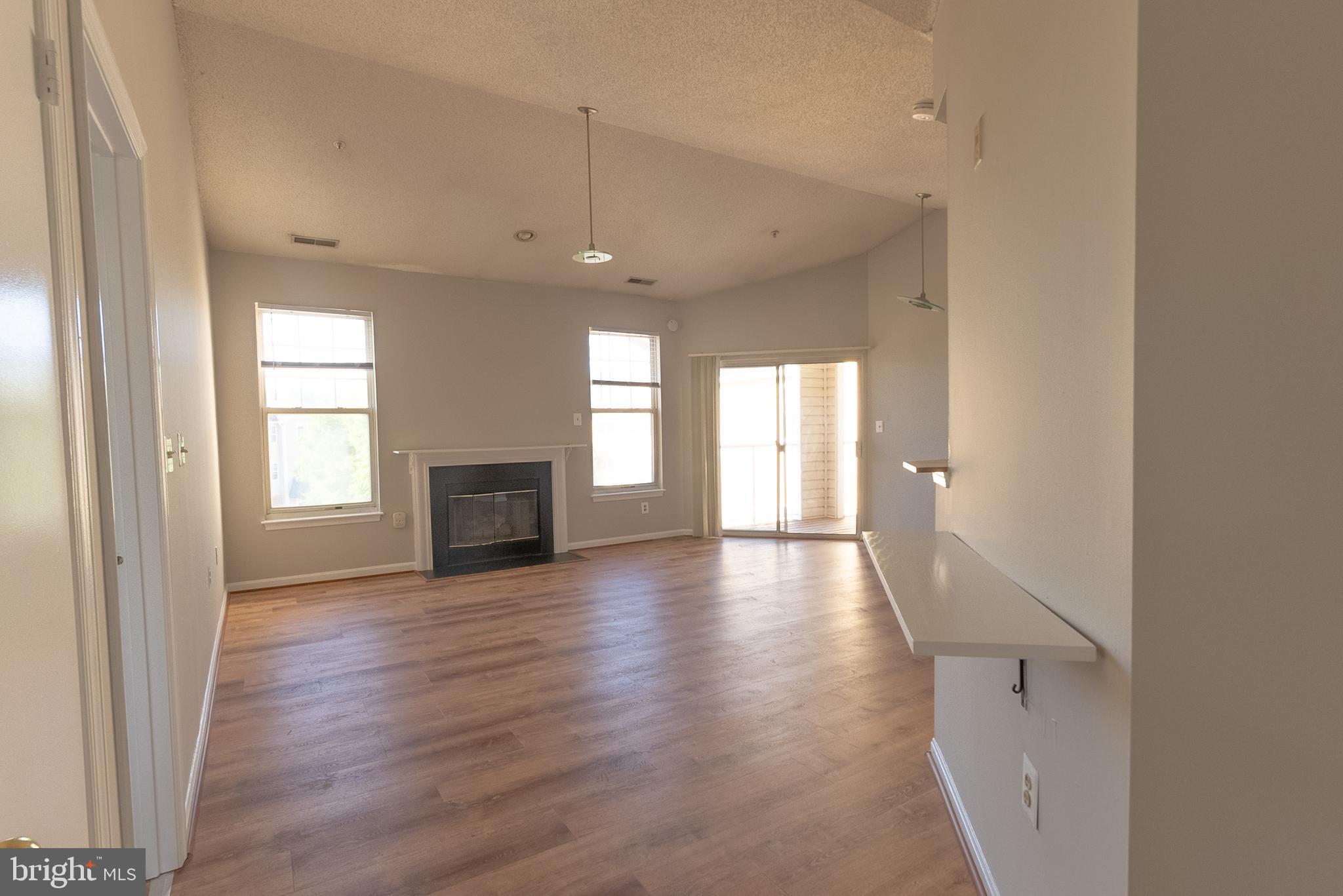 BRISTOL PARK - Residential