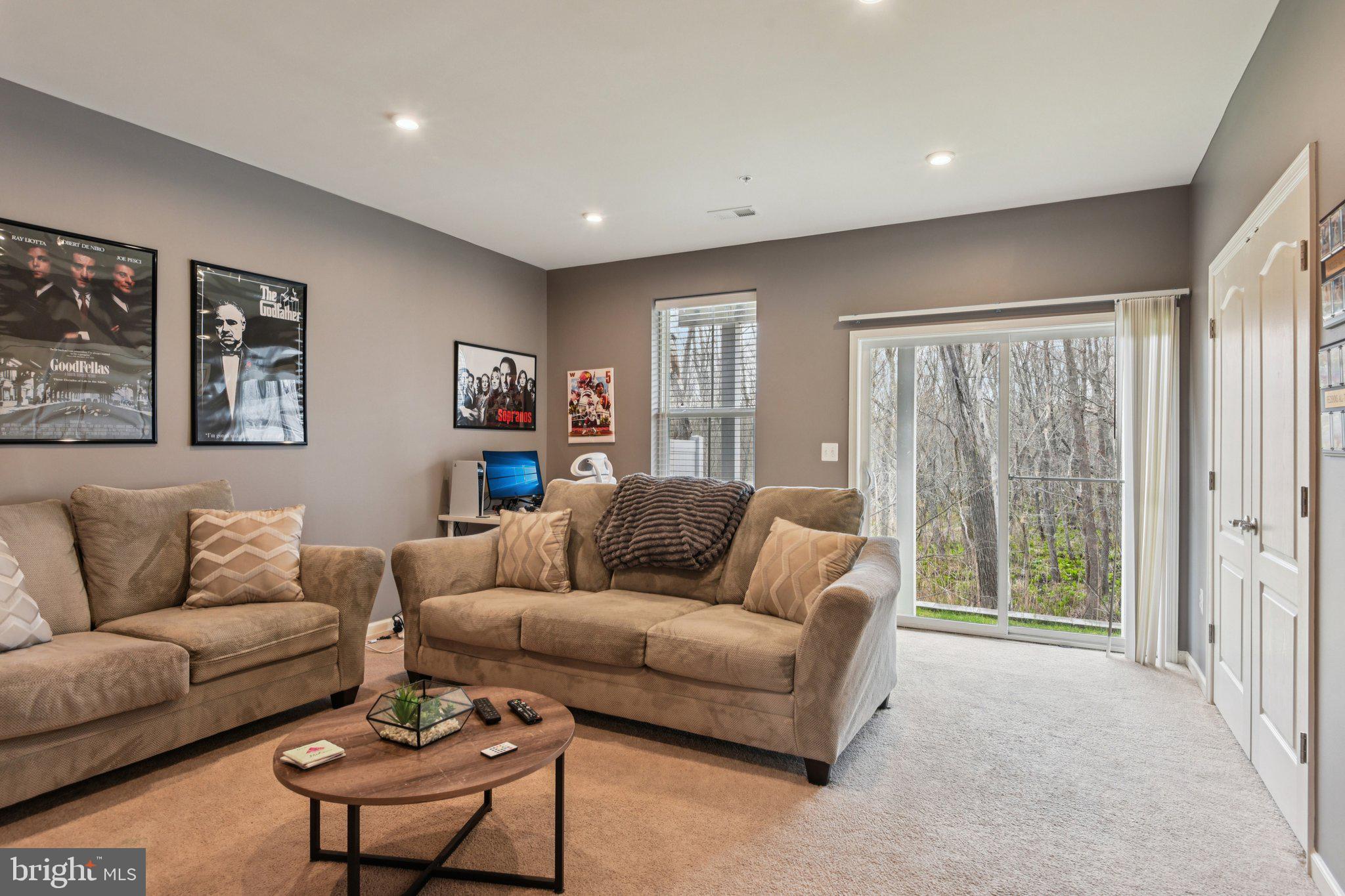 RIVERWALK AT CROFTON - Residential Lease