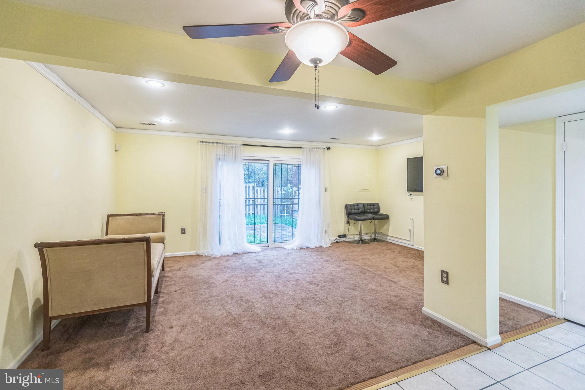 HILLCREST TOWNE - Residential