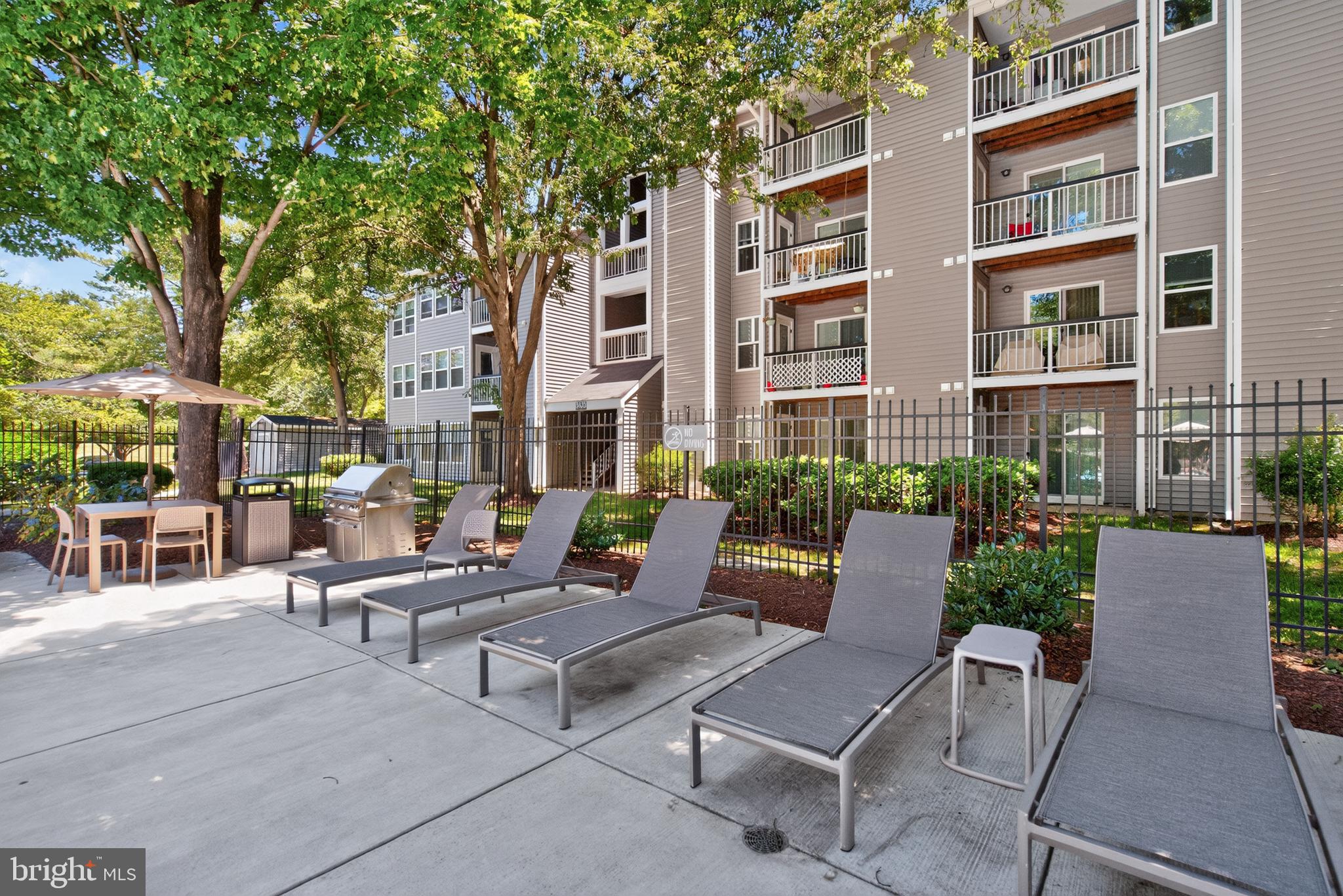 THE GREENS AT FAIRWAY HILLS - Residential