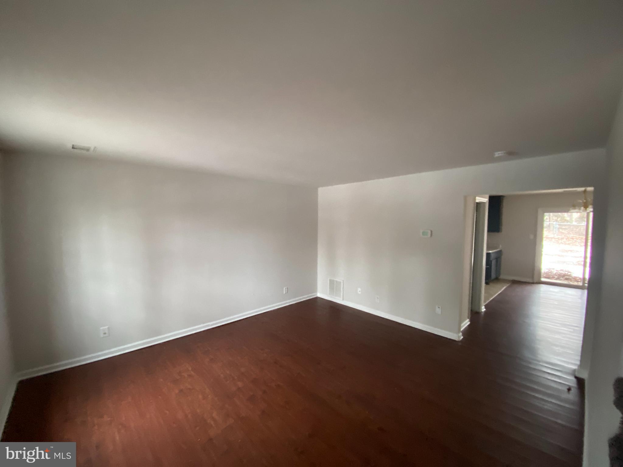 OLDE GREENWICH - Residential Lease