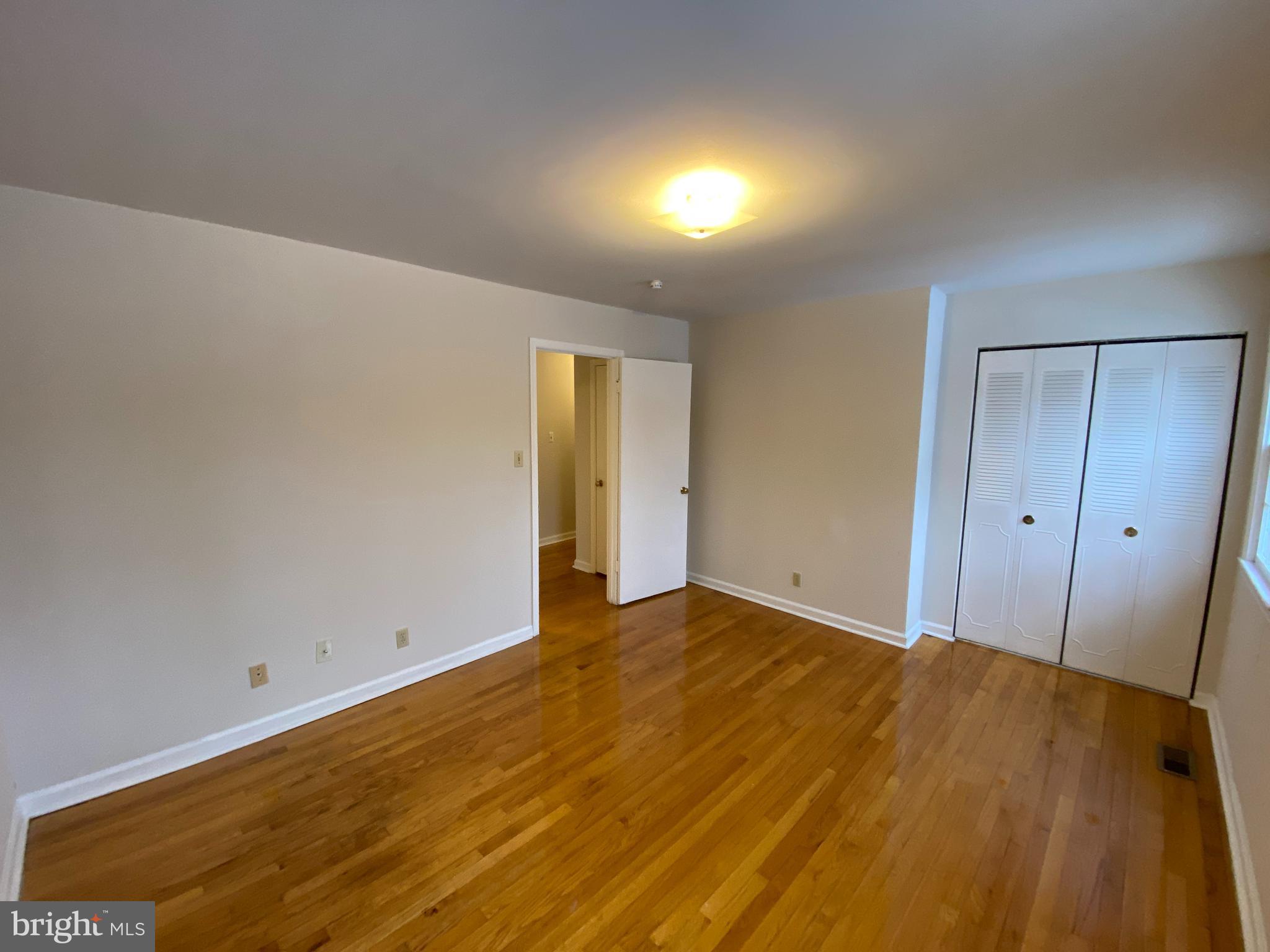 OLDE GREENWICH - Residential Lease