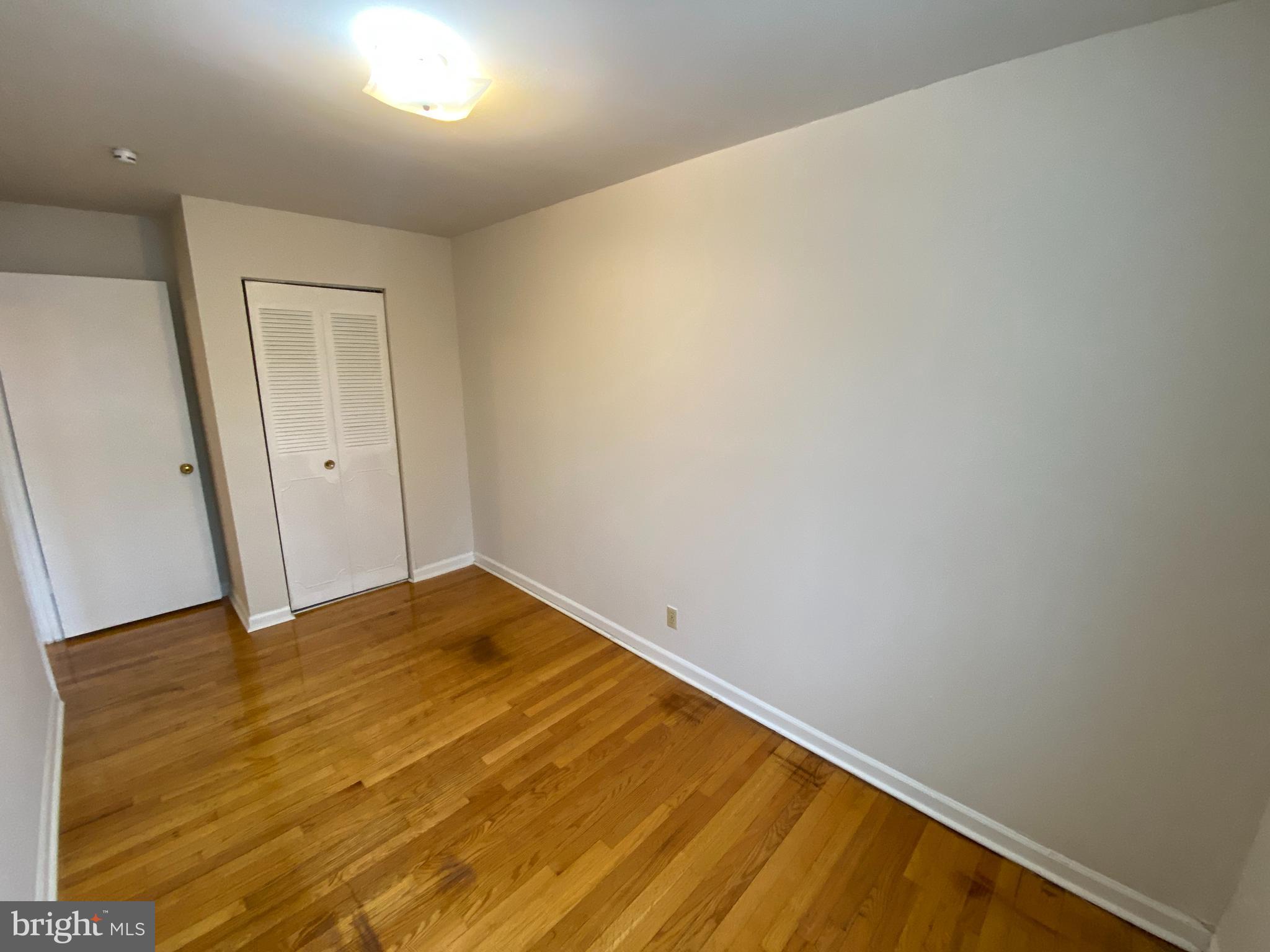 OLDE GREENWICH - Residential Lease