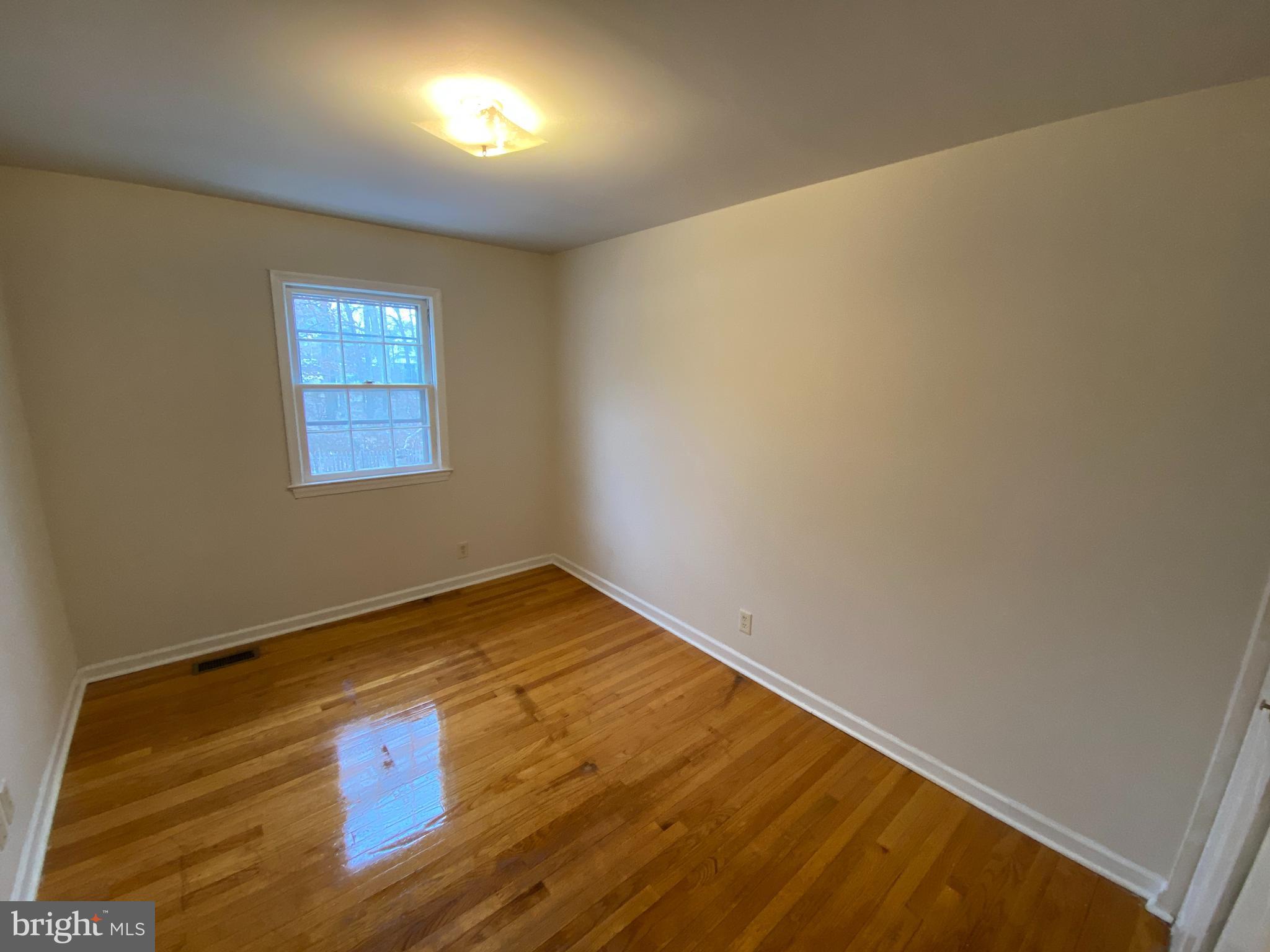 OLDE GREENWICH - Residential Lease