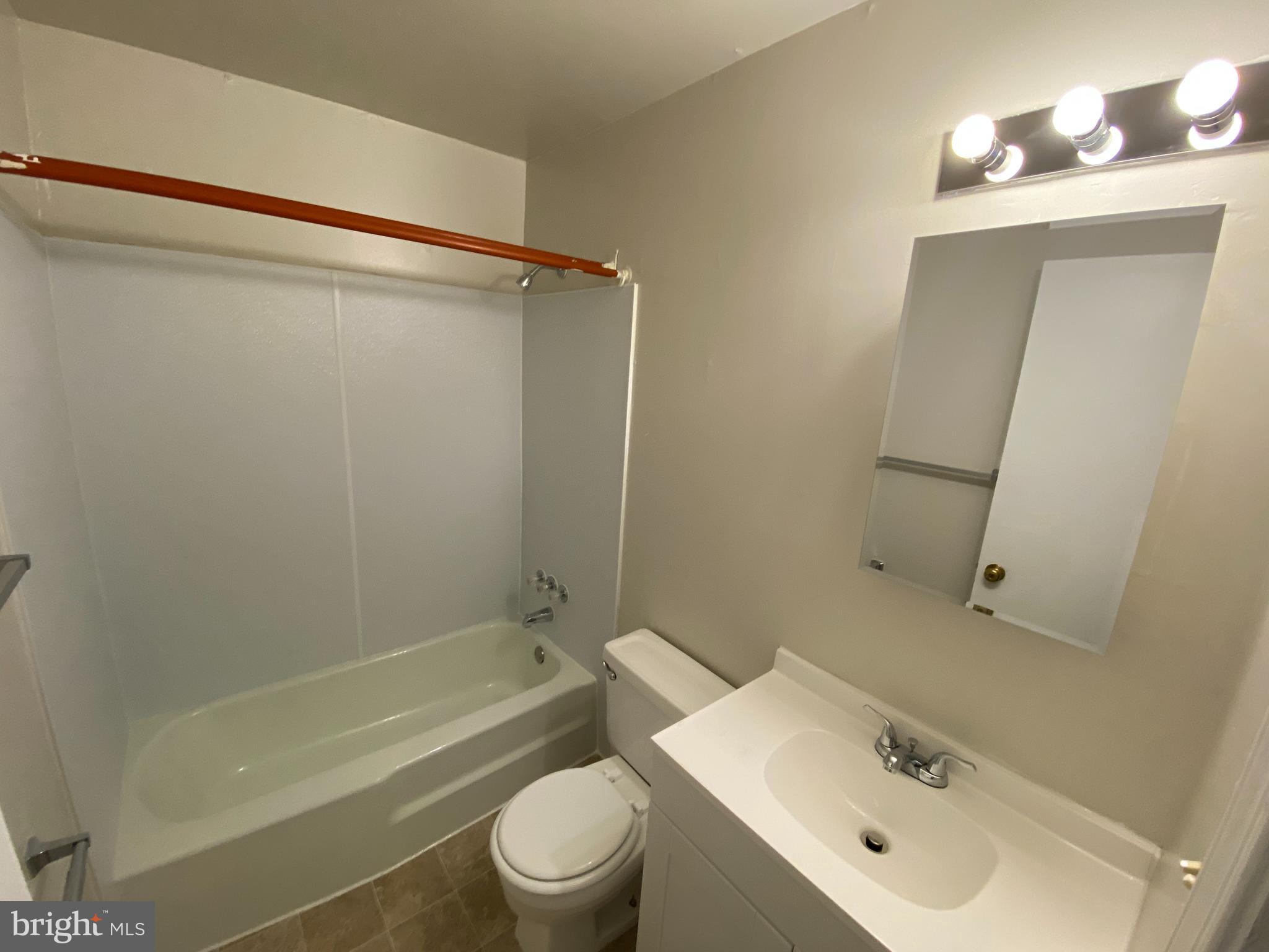 OLDE GREENWICH - Residential Lease