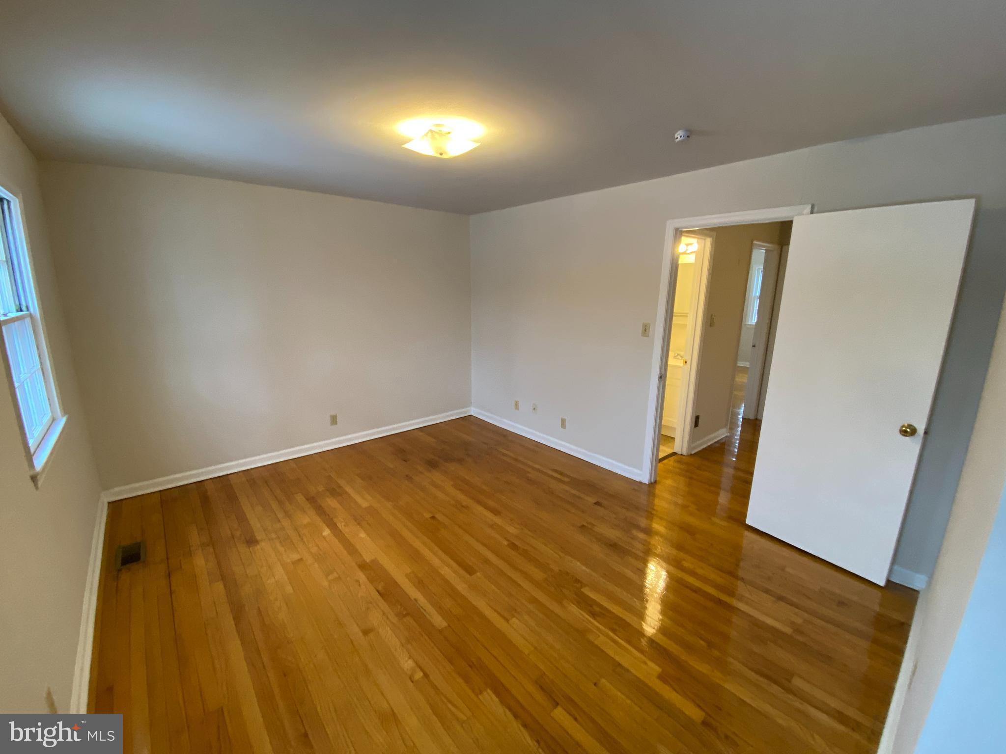 OLDE GREENWICH - Residential Lease