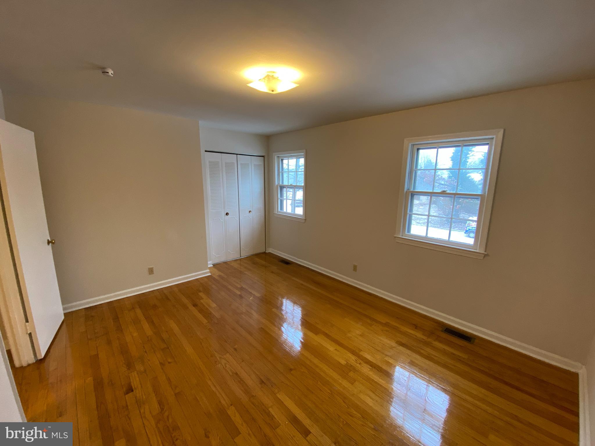 OLDE GREENWICH - Residential Lease