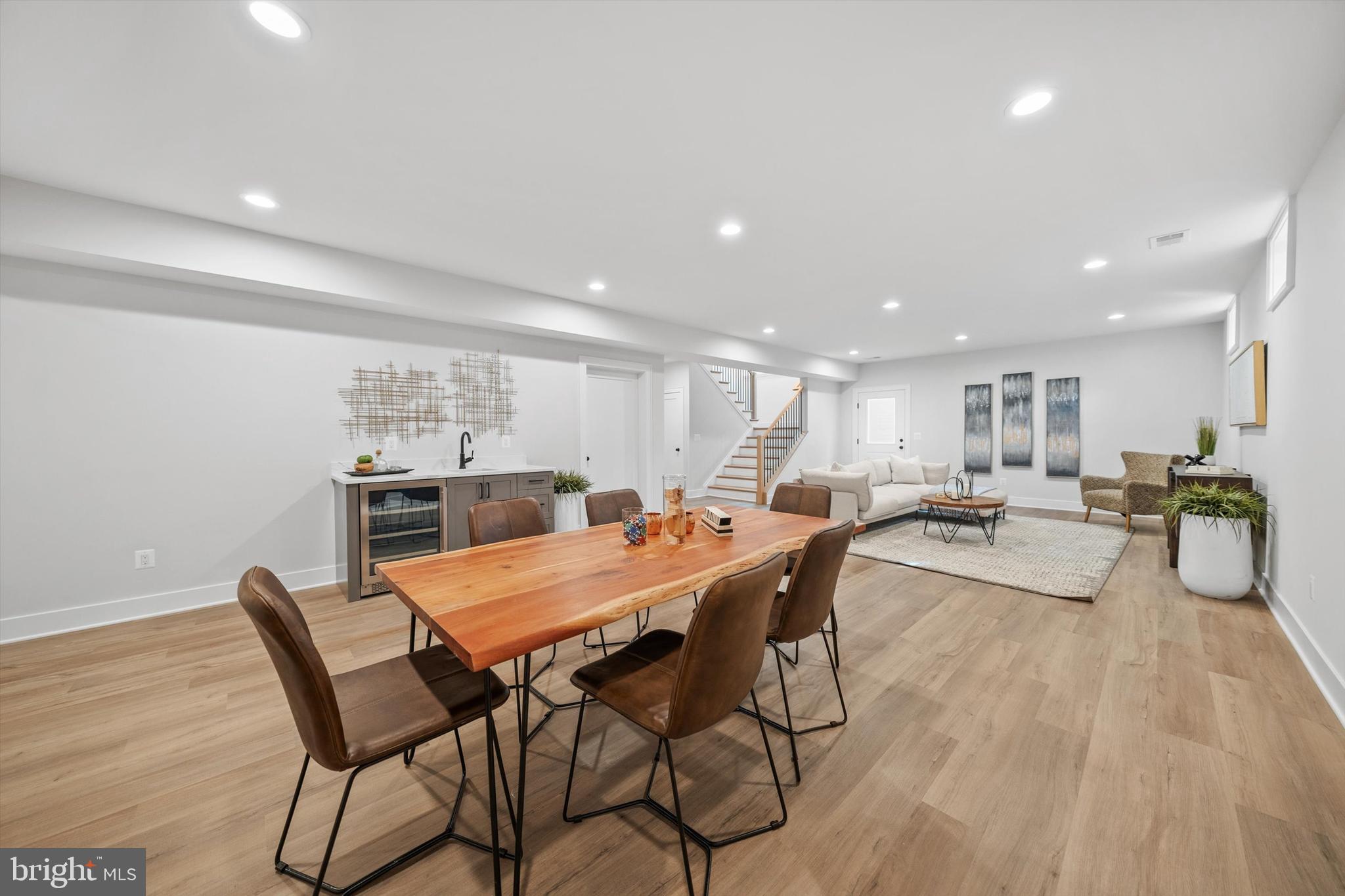 BERKSHIRE OAKWOOD - Residential