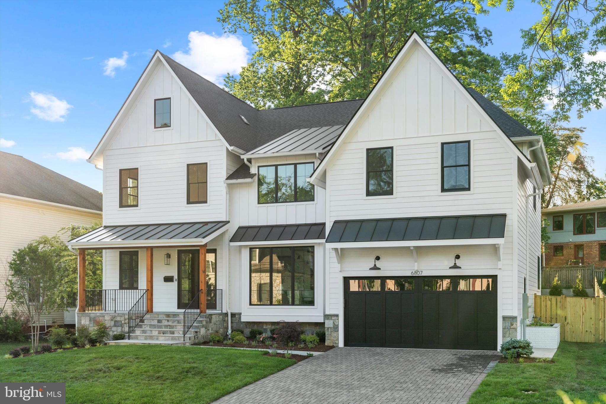 BERKSHIRE OAKWOOD - Residential