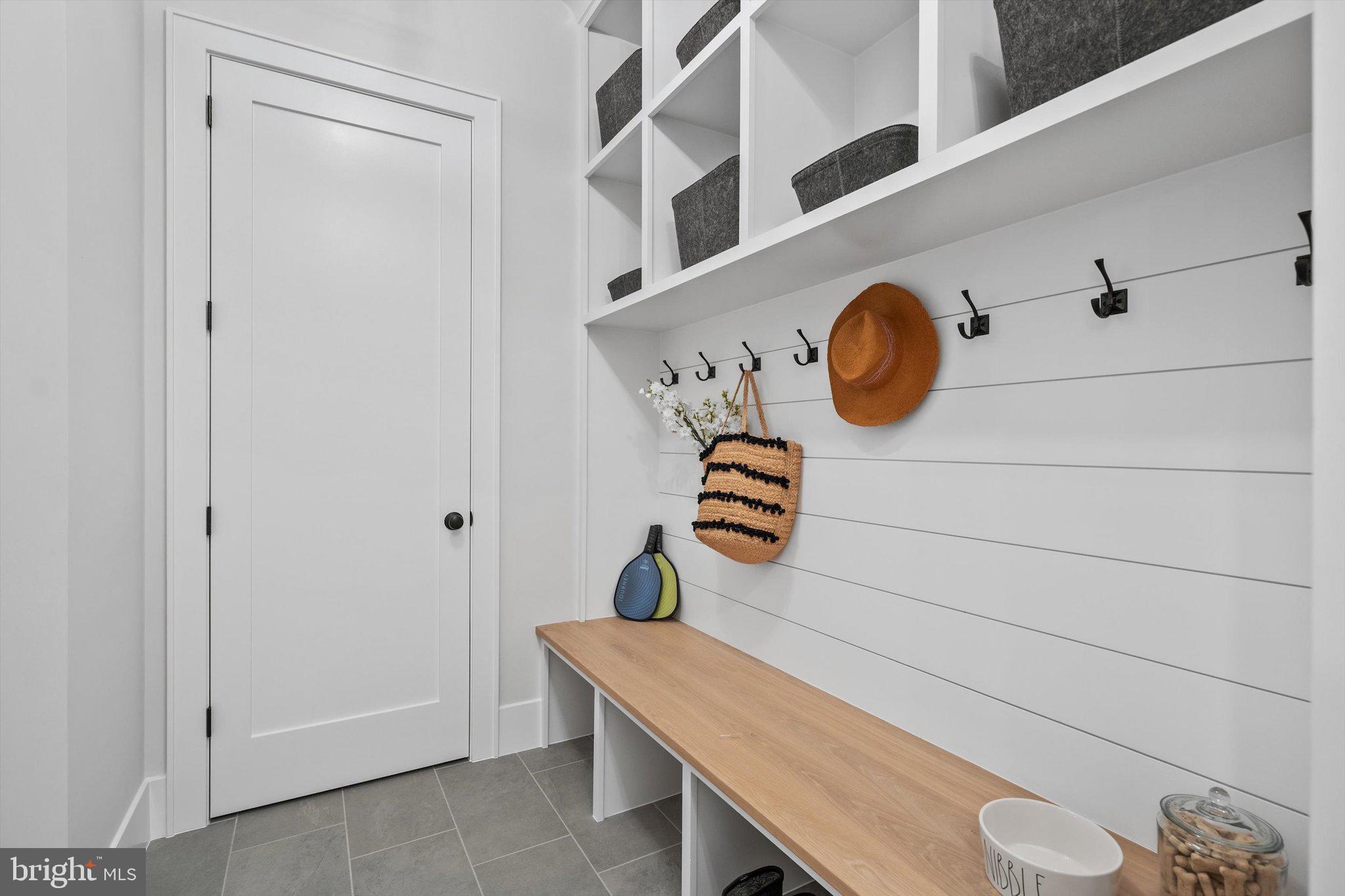 BERKSHIRE OAKWOOD - Residential