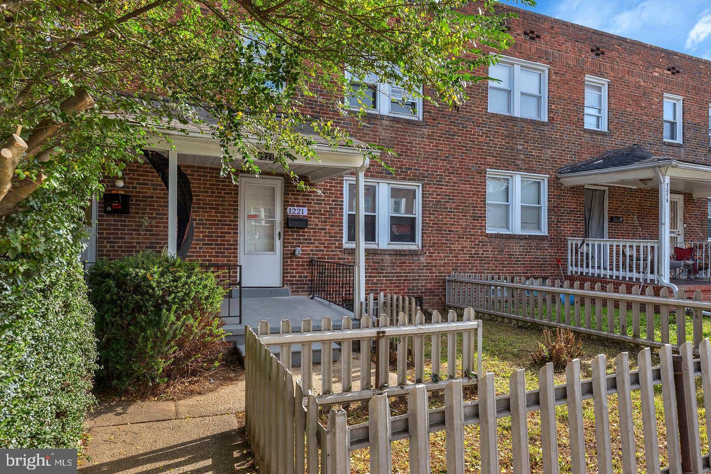 WINCHESTER - Residential