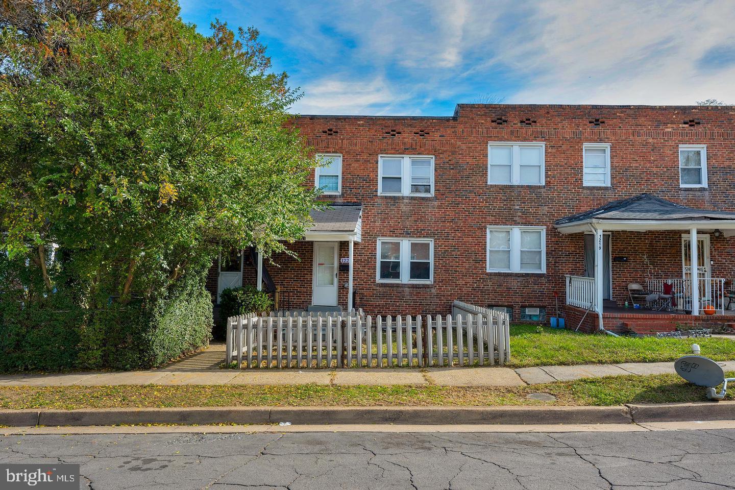 WINCHESTER - Residential