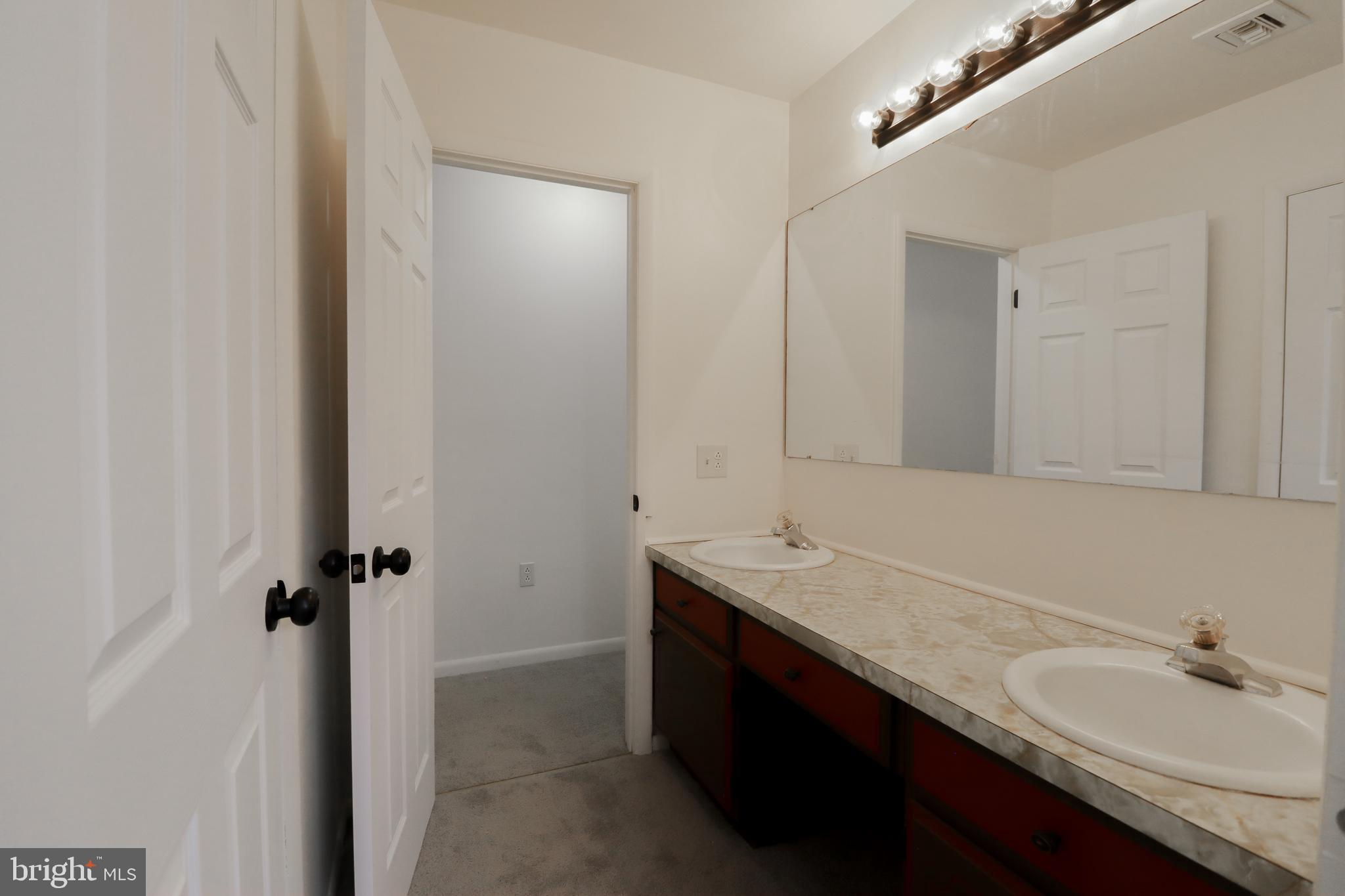 FENWICK HEIGHTS - Residential