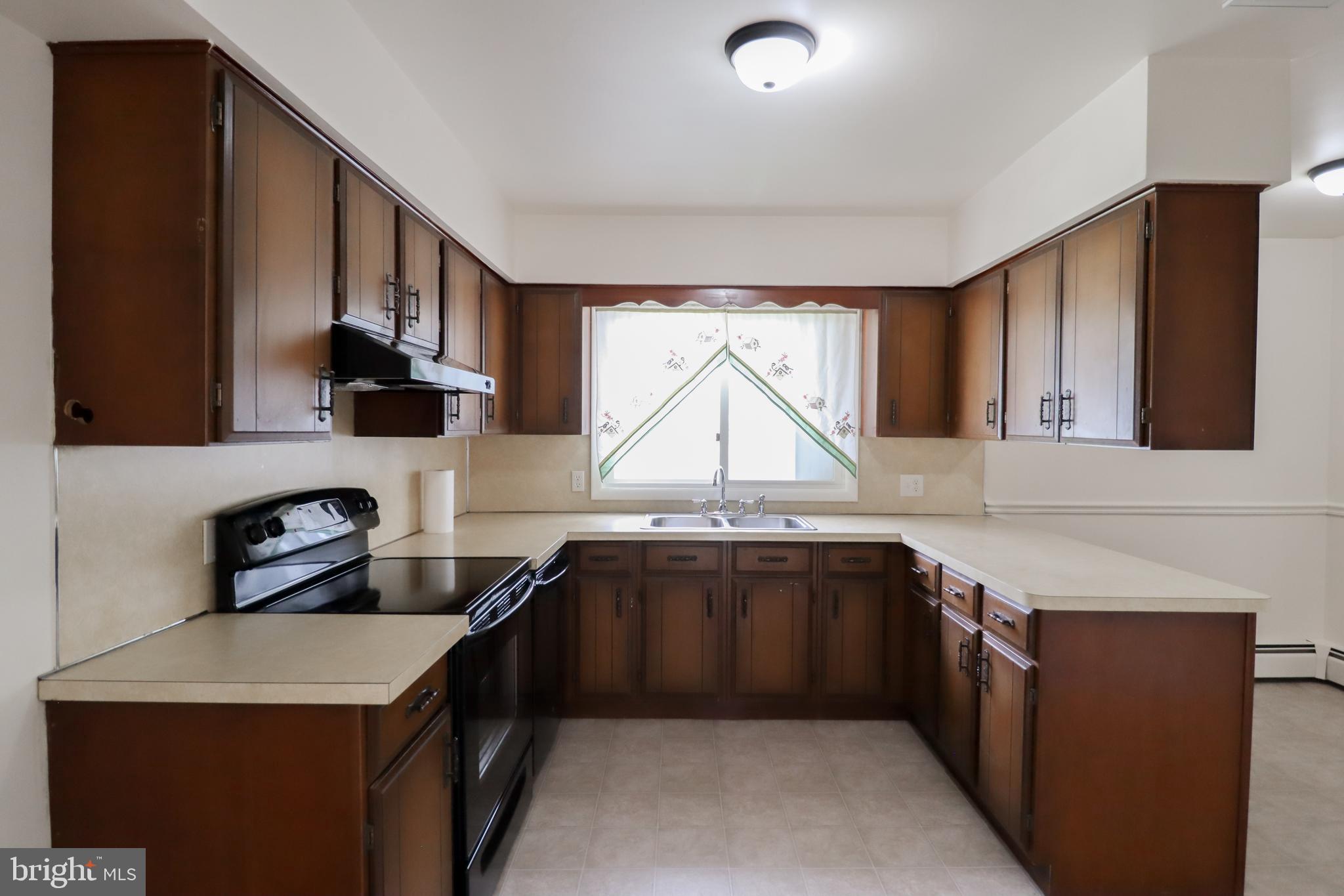 FENWICK HEIGHTS - Residential