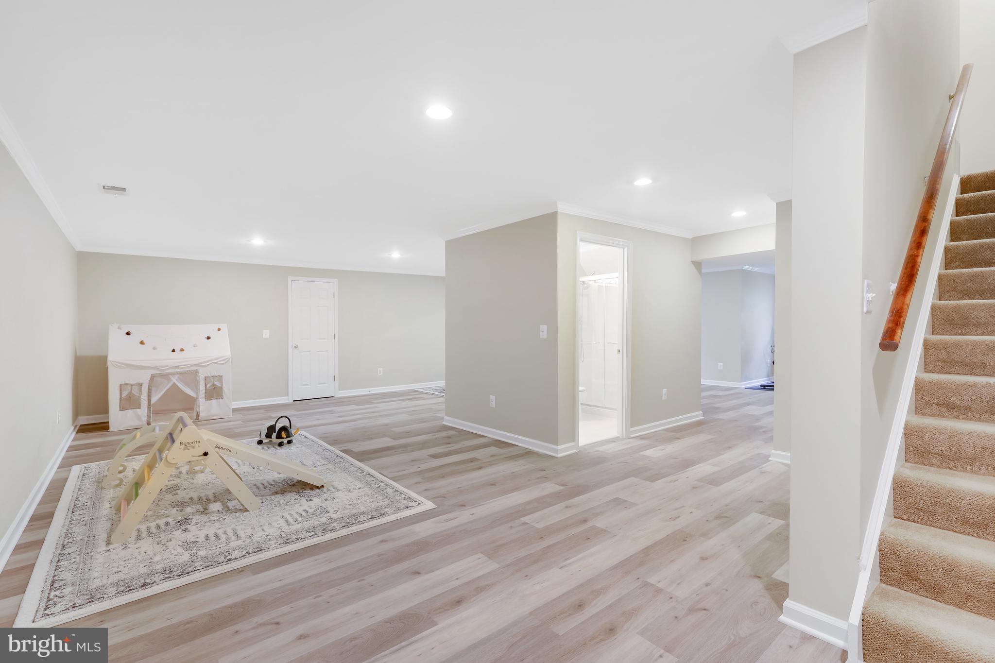SENECA HUNT - Residential