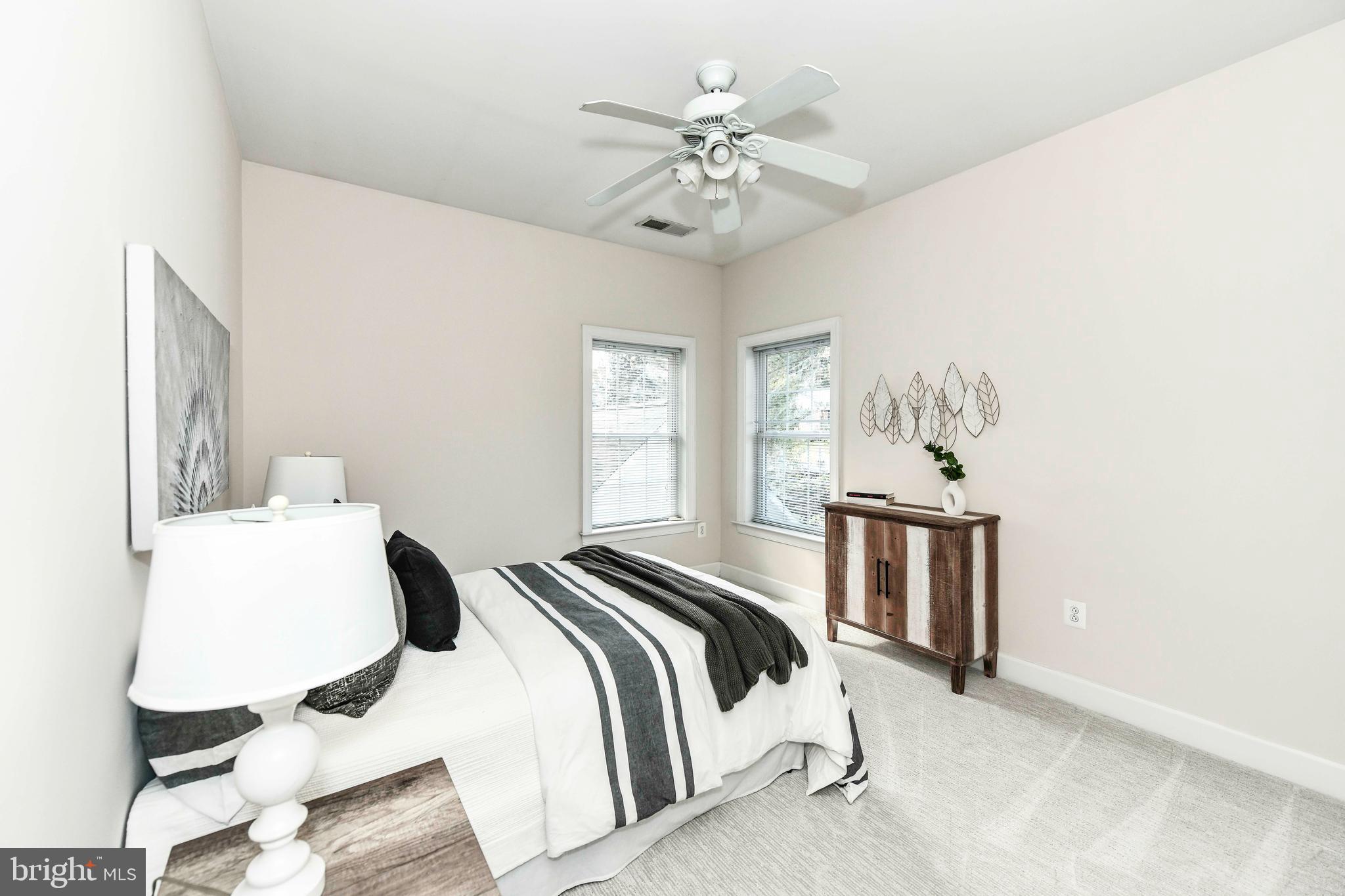 BERKSHIRE OAKWOOD - Residential