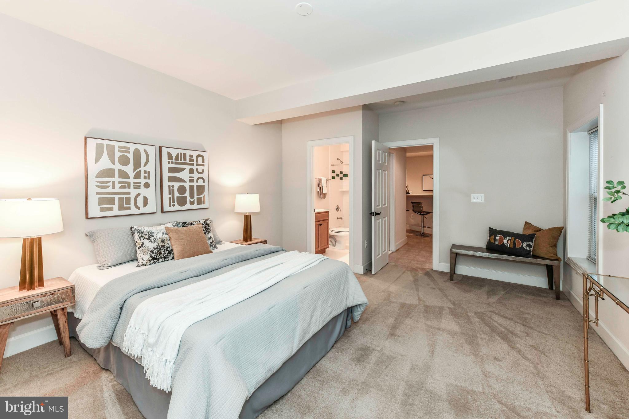 BERKSHIRE OAKWOOD - Residential