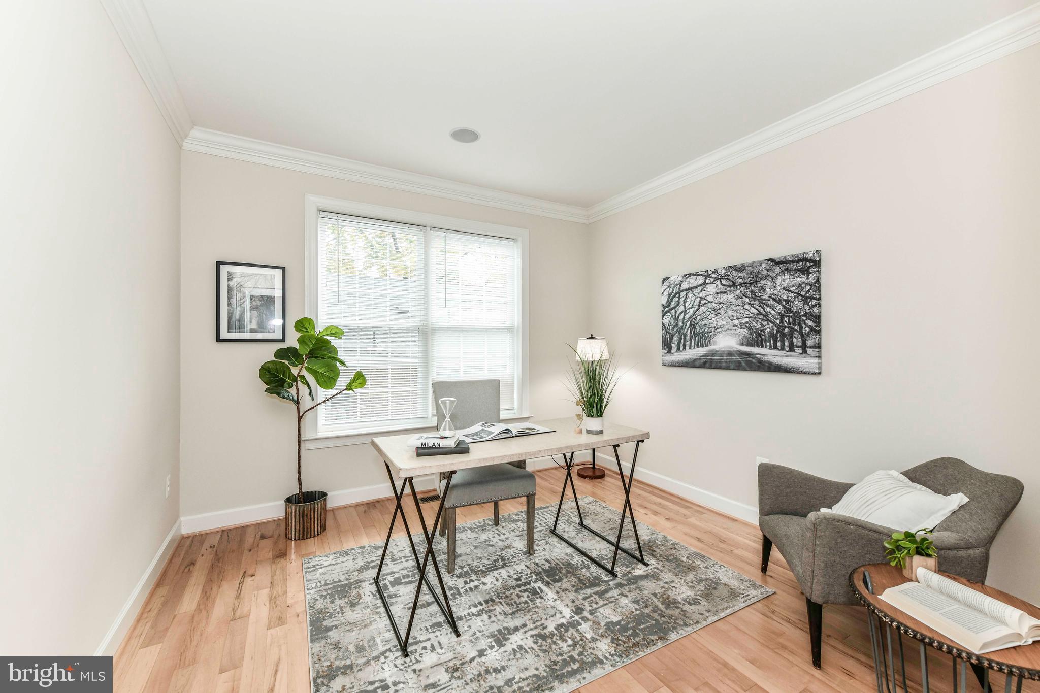 BERKSHIRE OAKWOOD - Residential