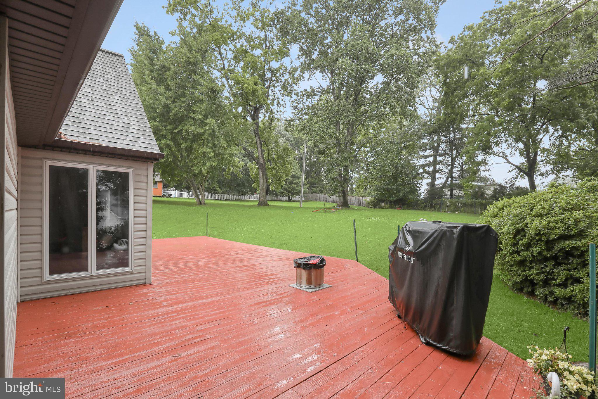 COLONIAL ACRES - Residential