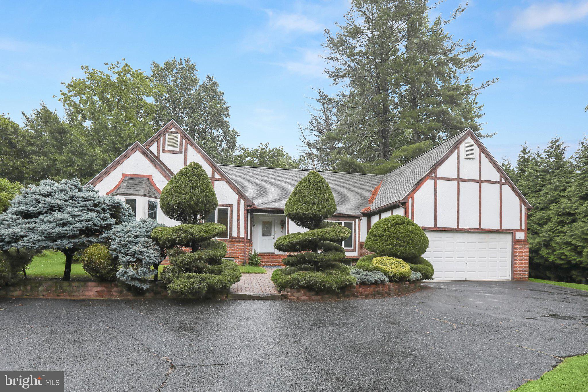 COLONIAL ACRES - Residential