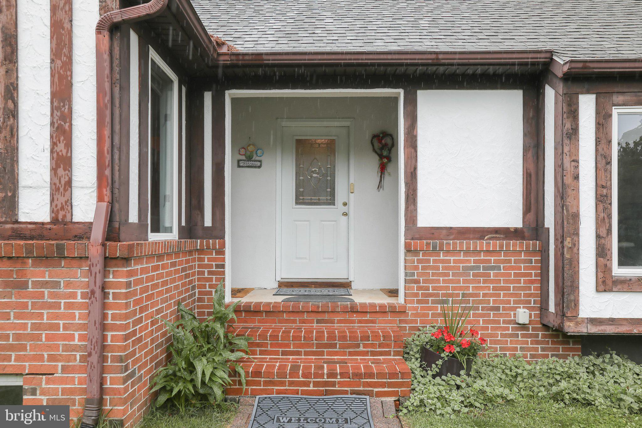 COLONIAL ACRES - Residential
