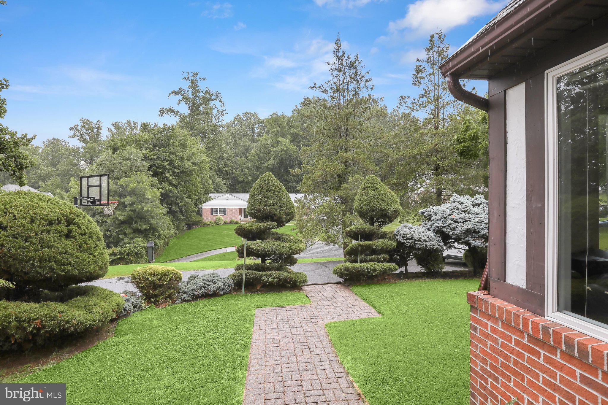 COLONIAL ACRES - Residential