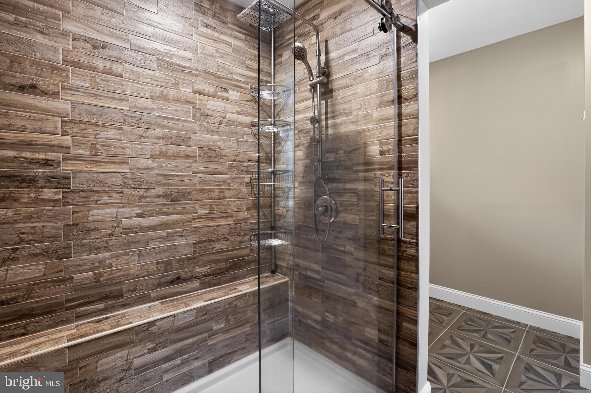 SHENANDOAH RETREAT - Residential