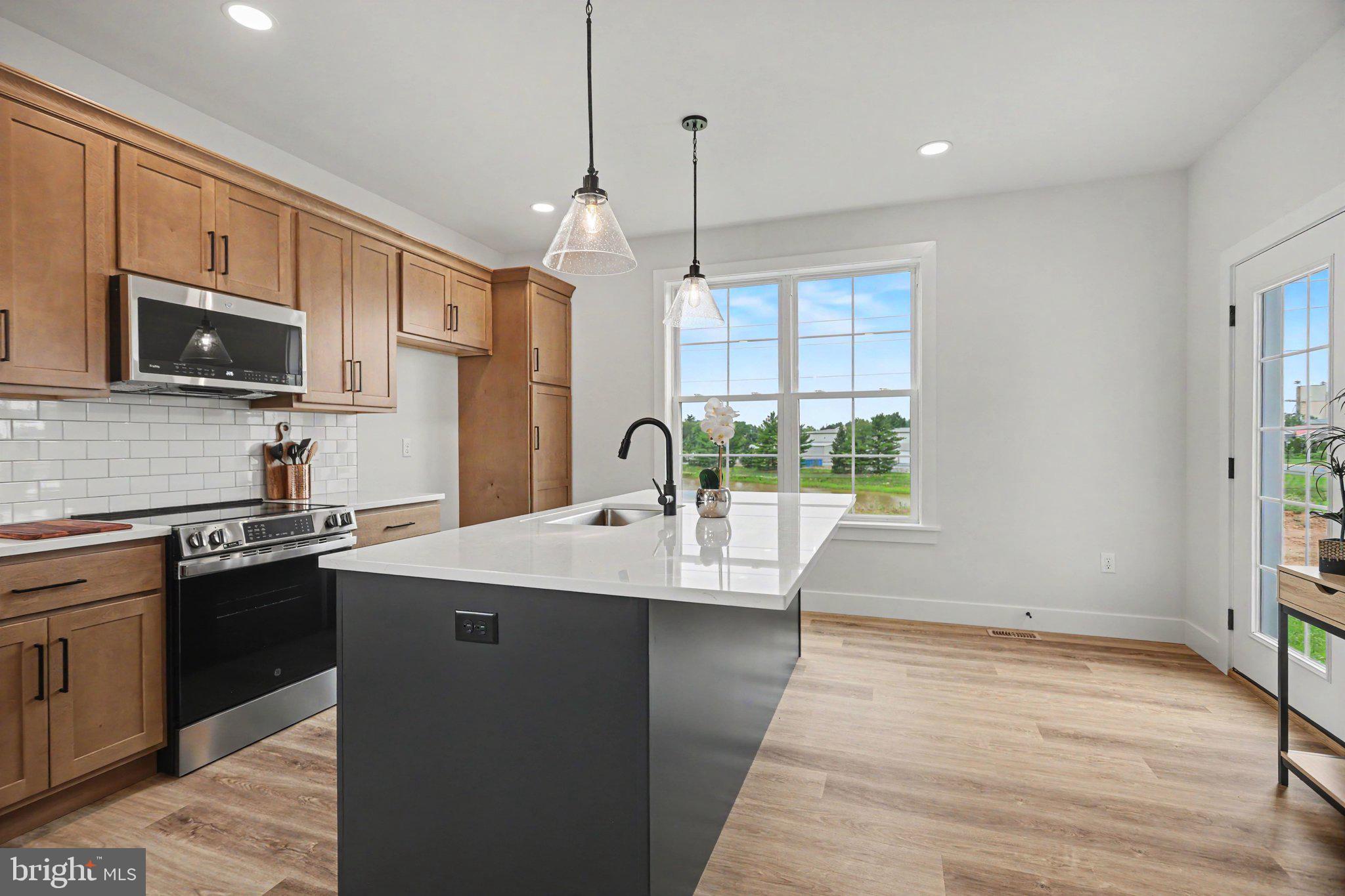 WESTBROOKE HILLS - Residential