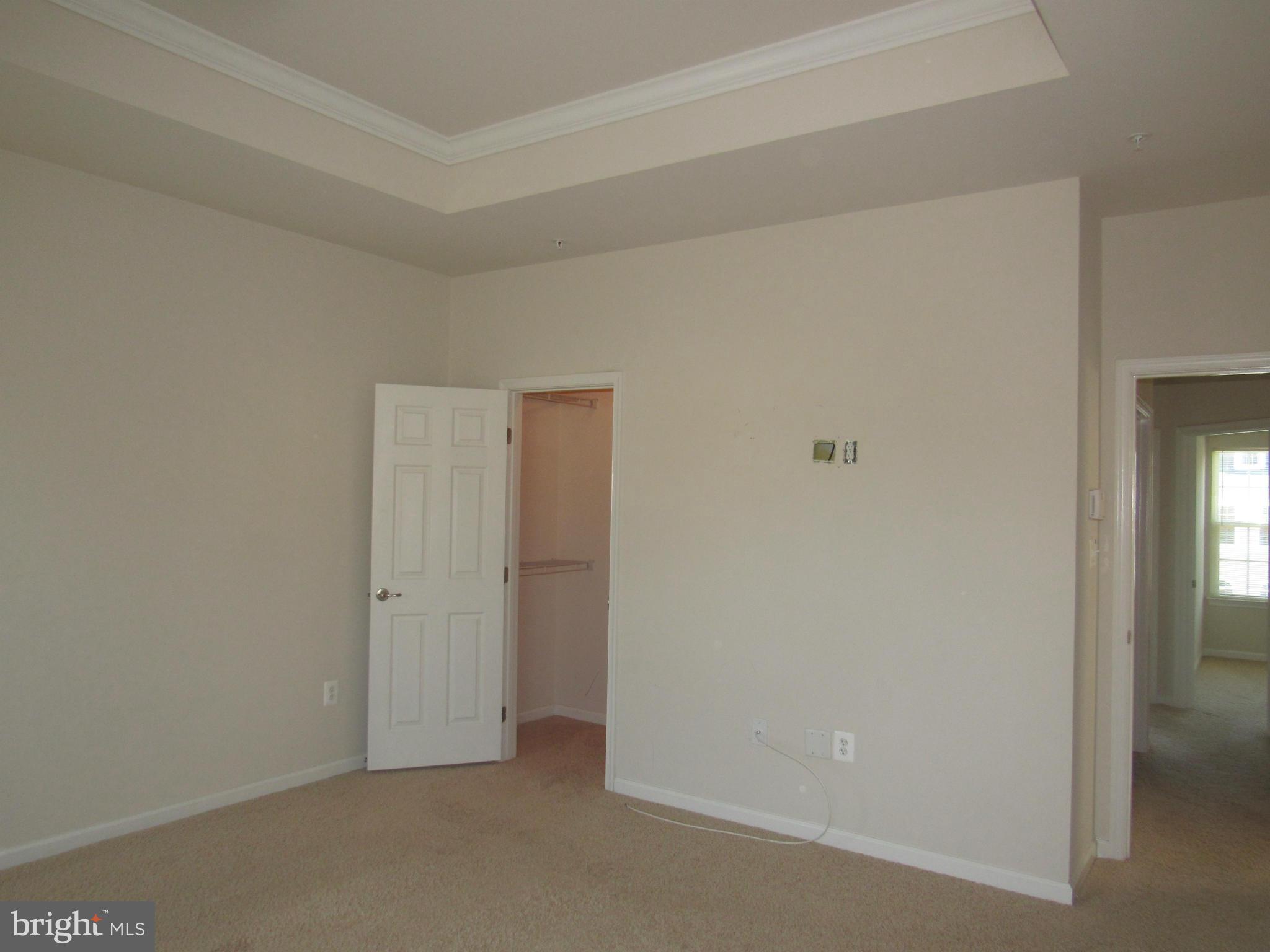 ADDISON ROAD SOUTH - Residential Lease