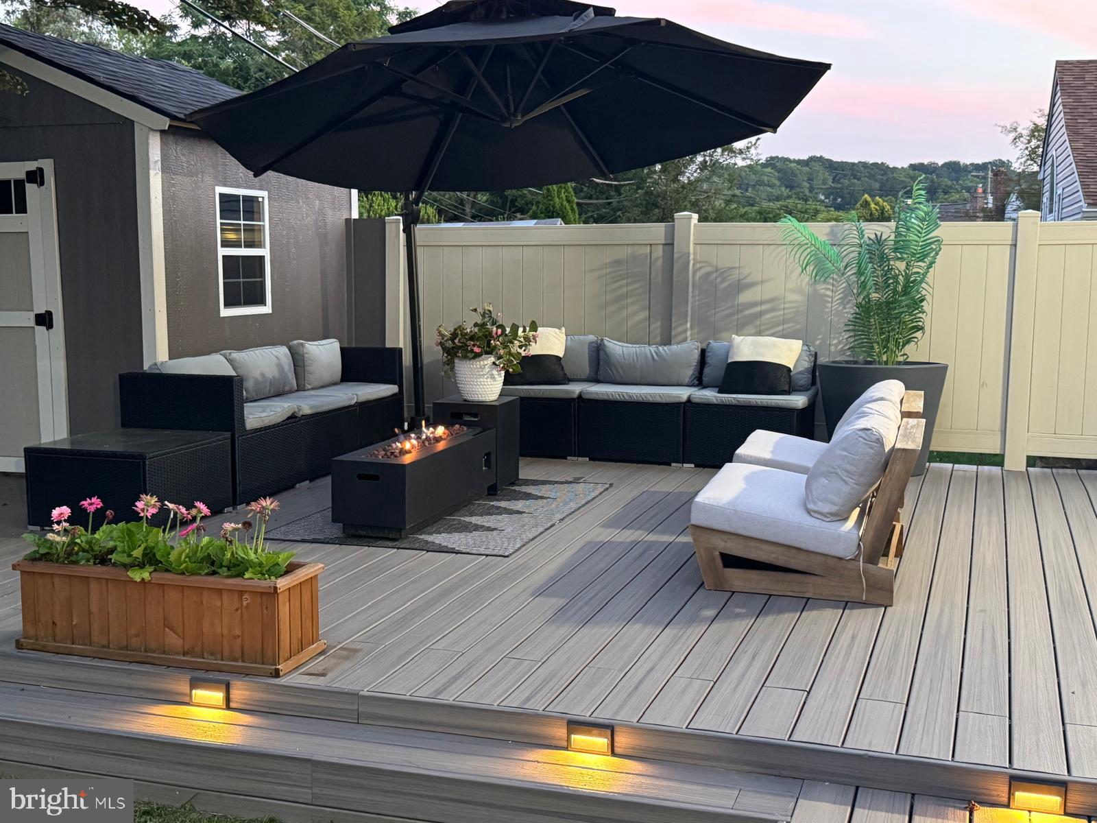 ROSLYN - Residential