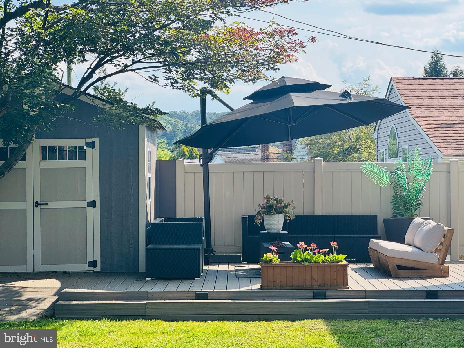 ROSLYN - Residential