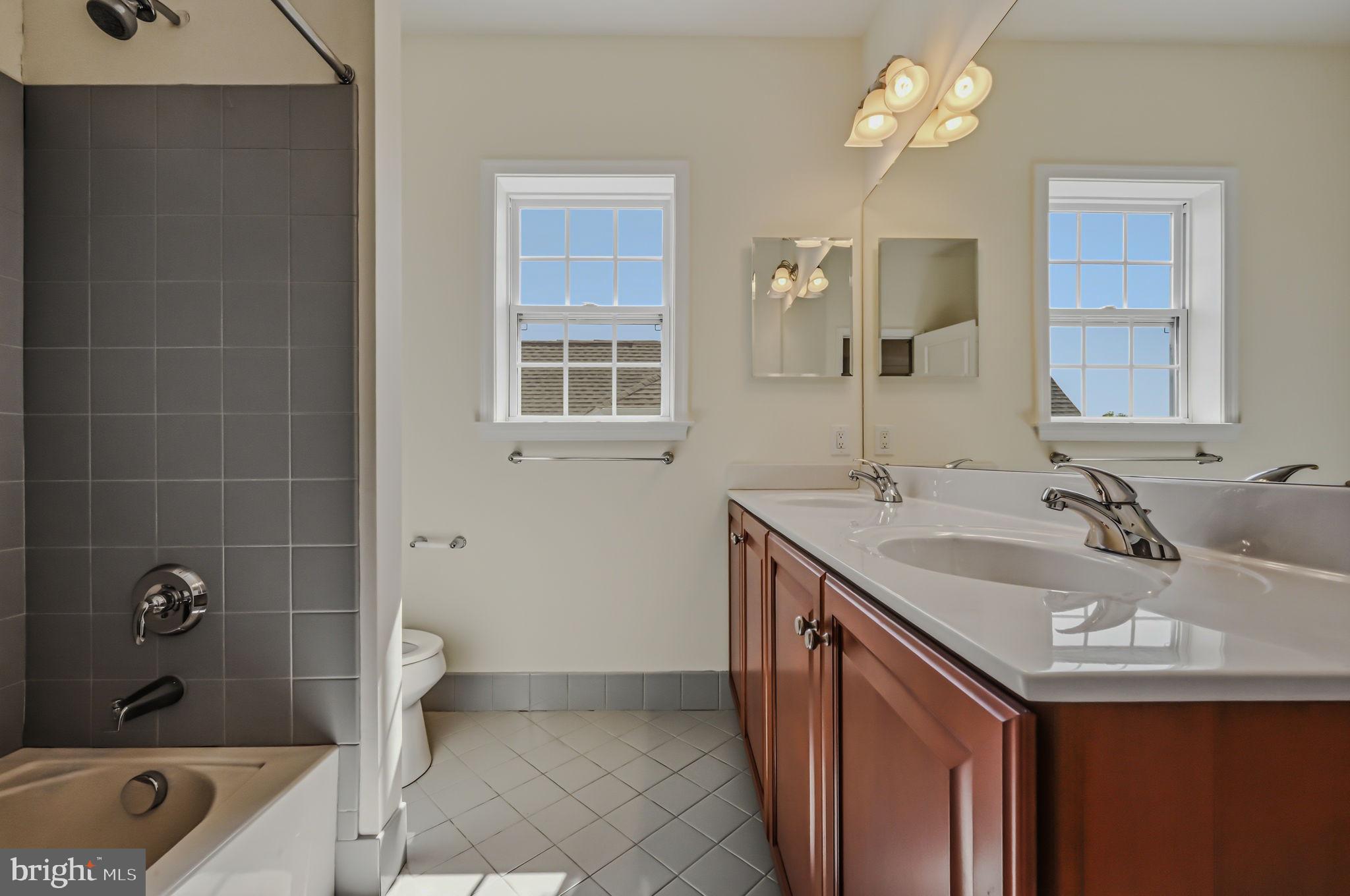 HIGH POINTE AT ST GE - Residential