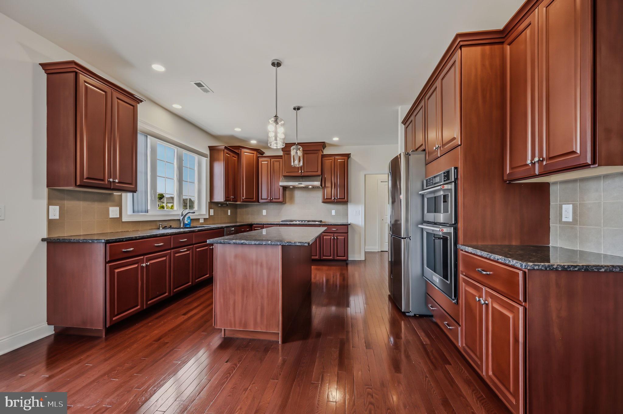 HIGH POINTE AT ST GE - Residential