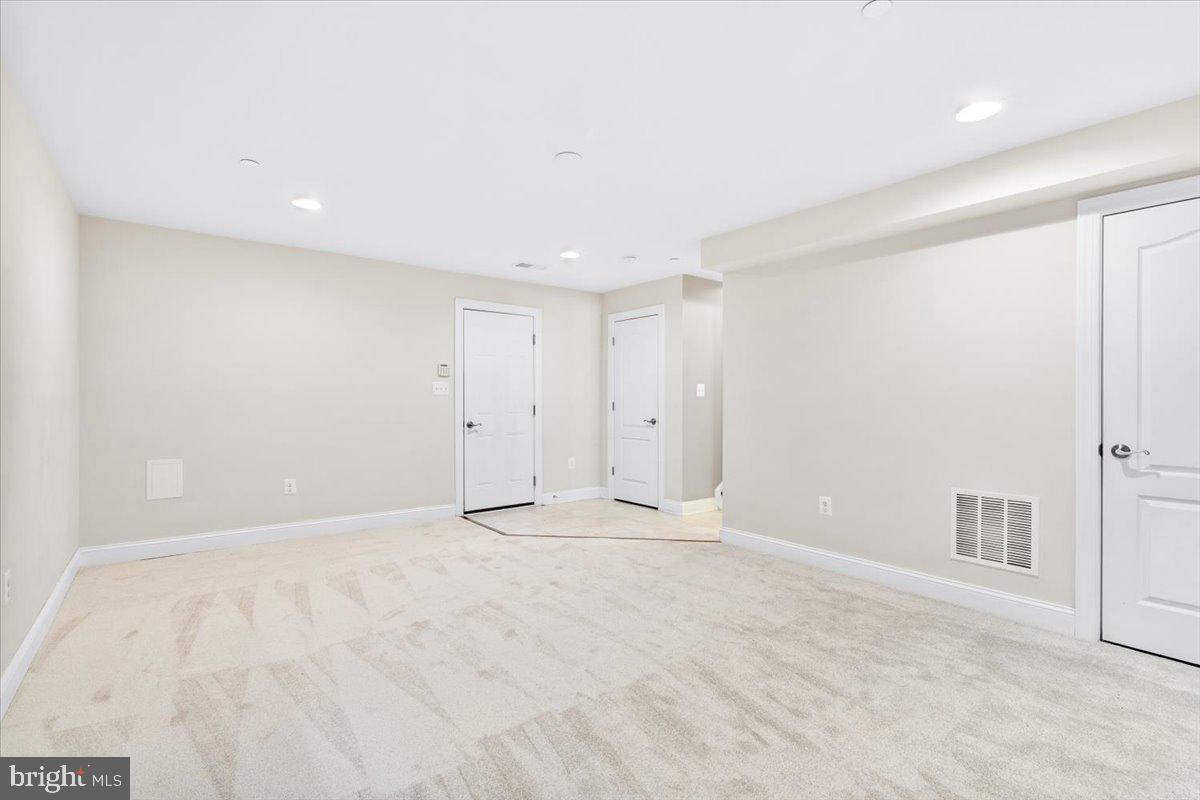 MAXWELL SQUARE - Residential