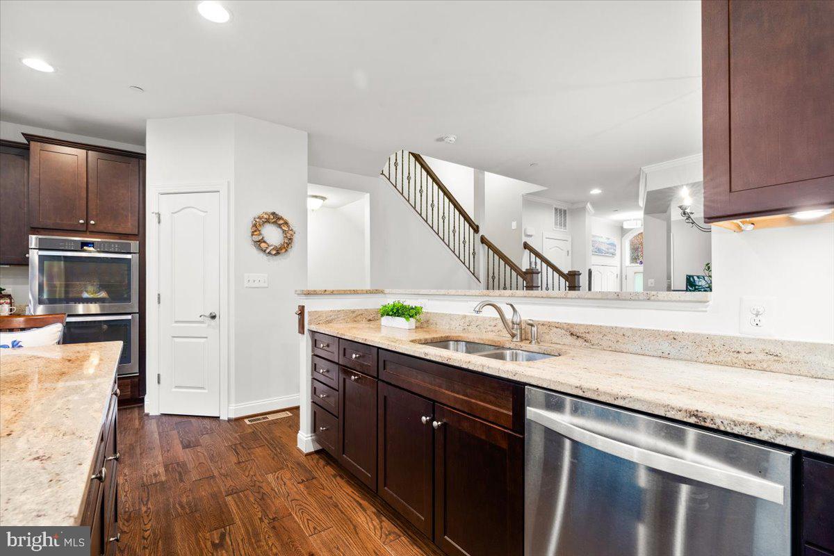 MAXWELL SQUARE - Residential