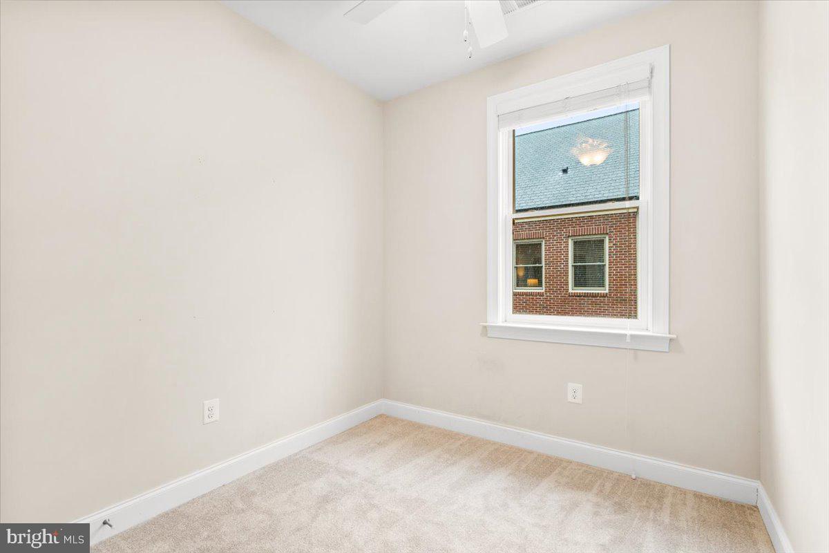 MAXWELL SQUARE - Residential