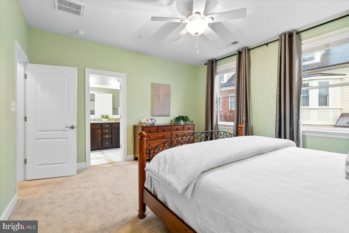 MAXWELL SQUARE - Residential