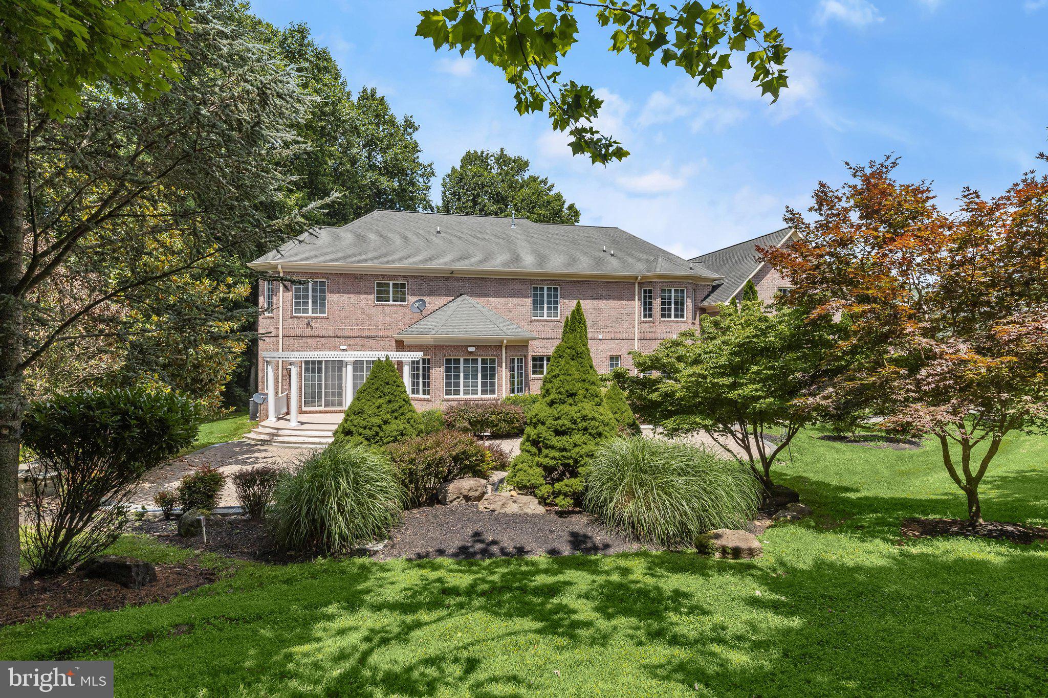 PINDELL WOODS - Residential