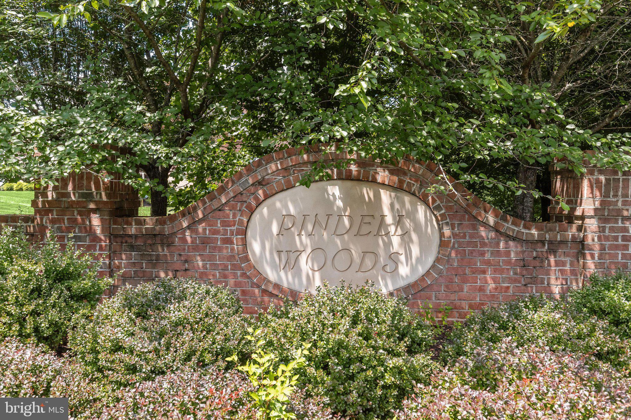 PINDELL WOODS - Residential