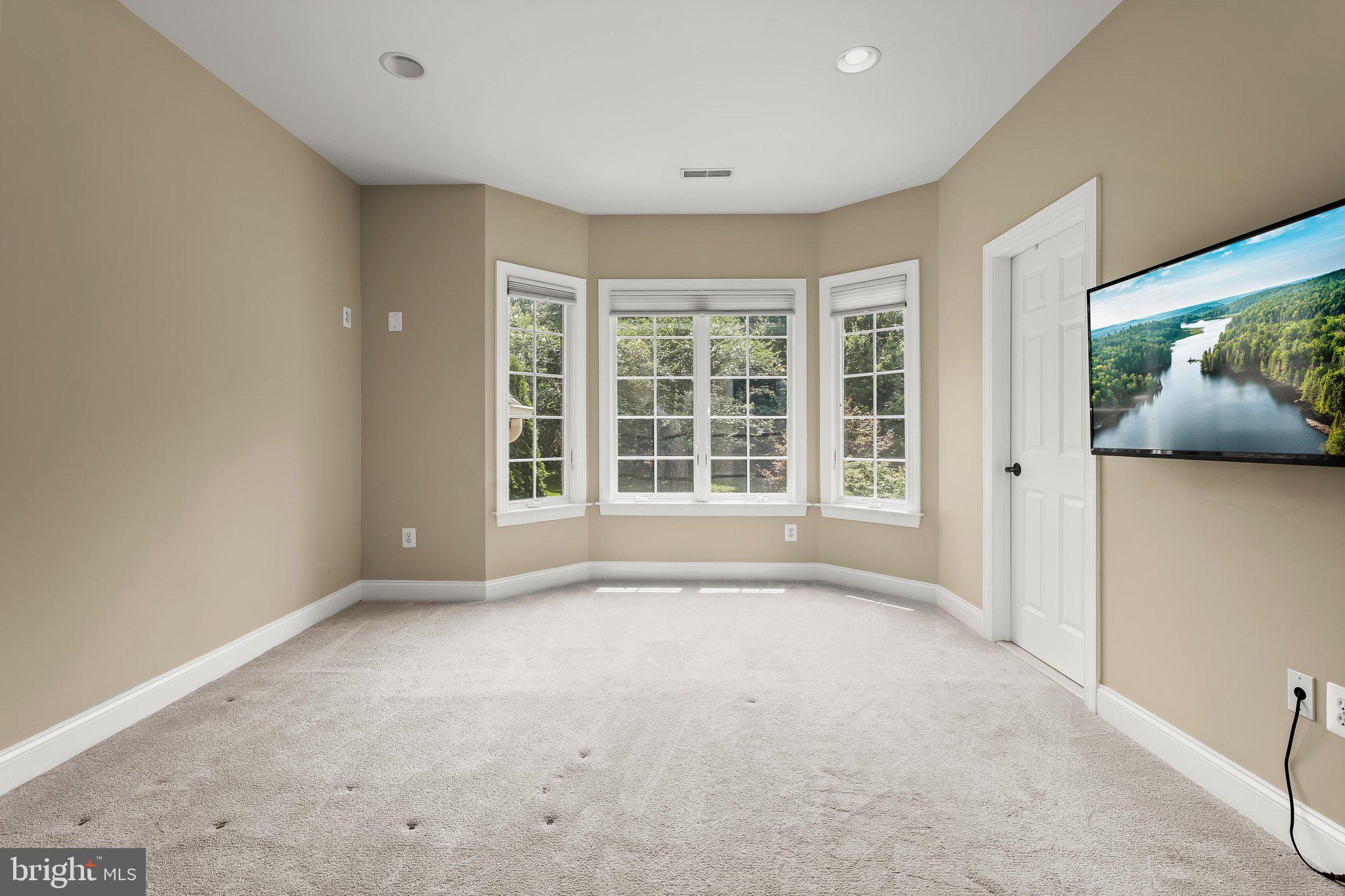 PINDELL WOODS - Residential