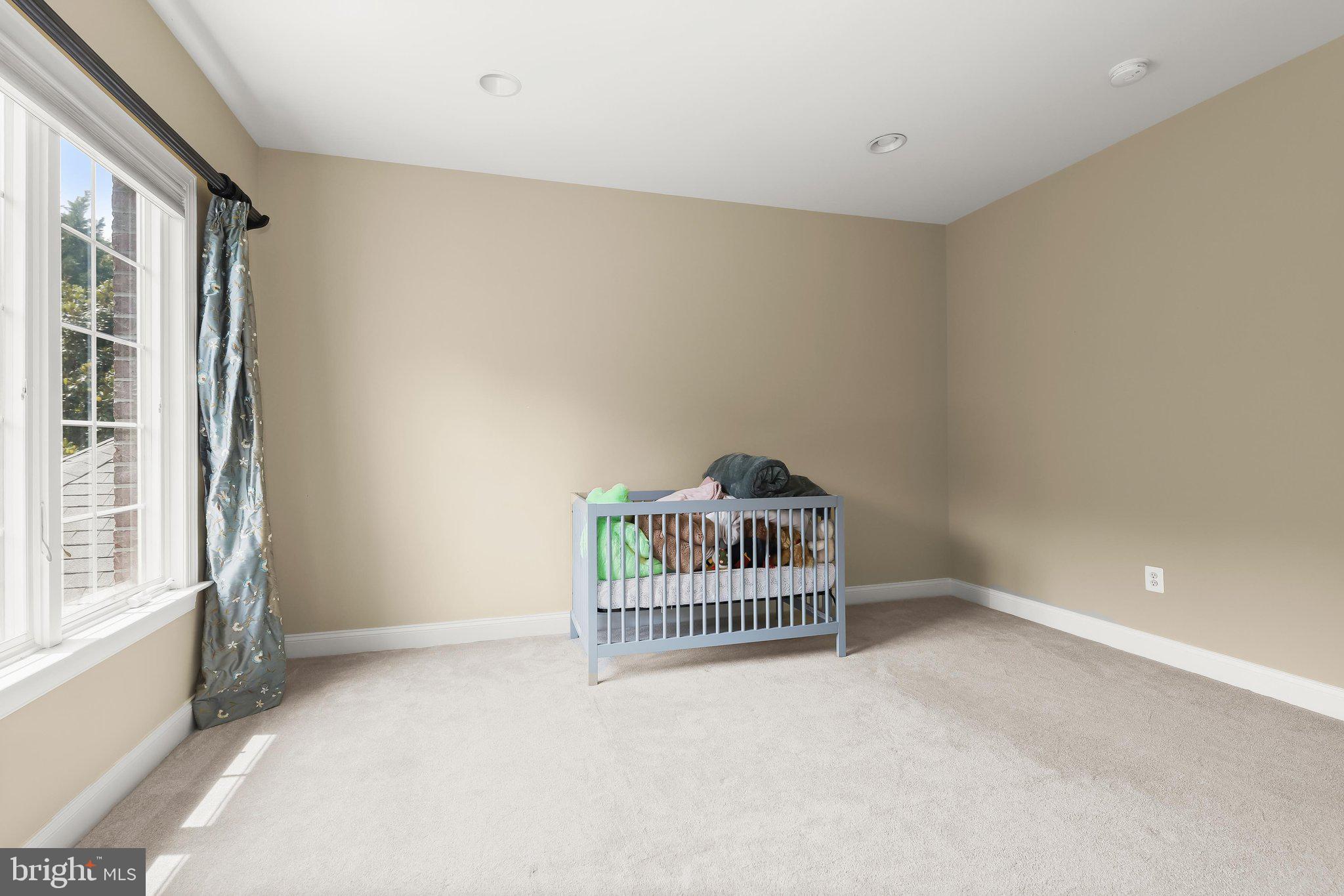 PINDELL WOODS - Residential