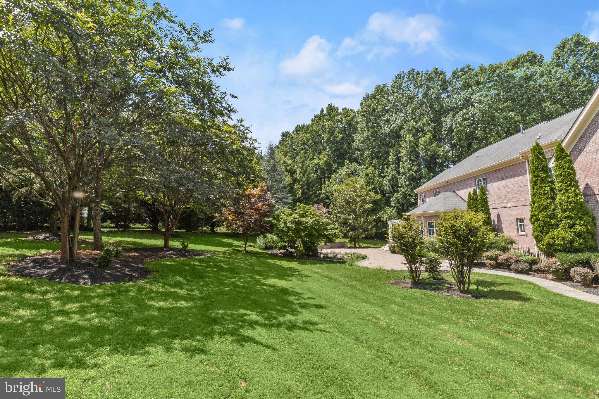 PINDELL WOODS - Residential