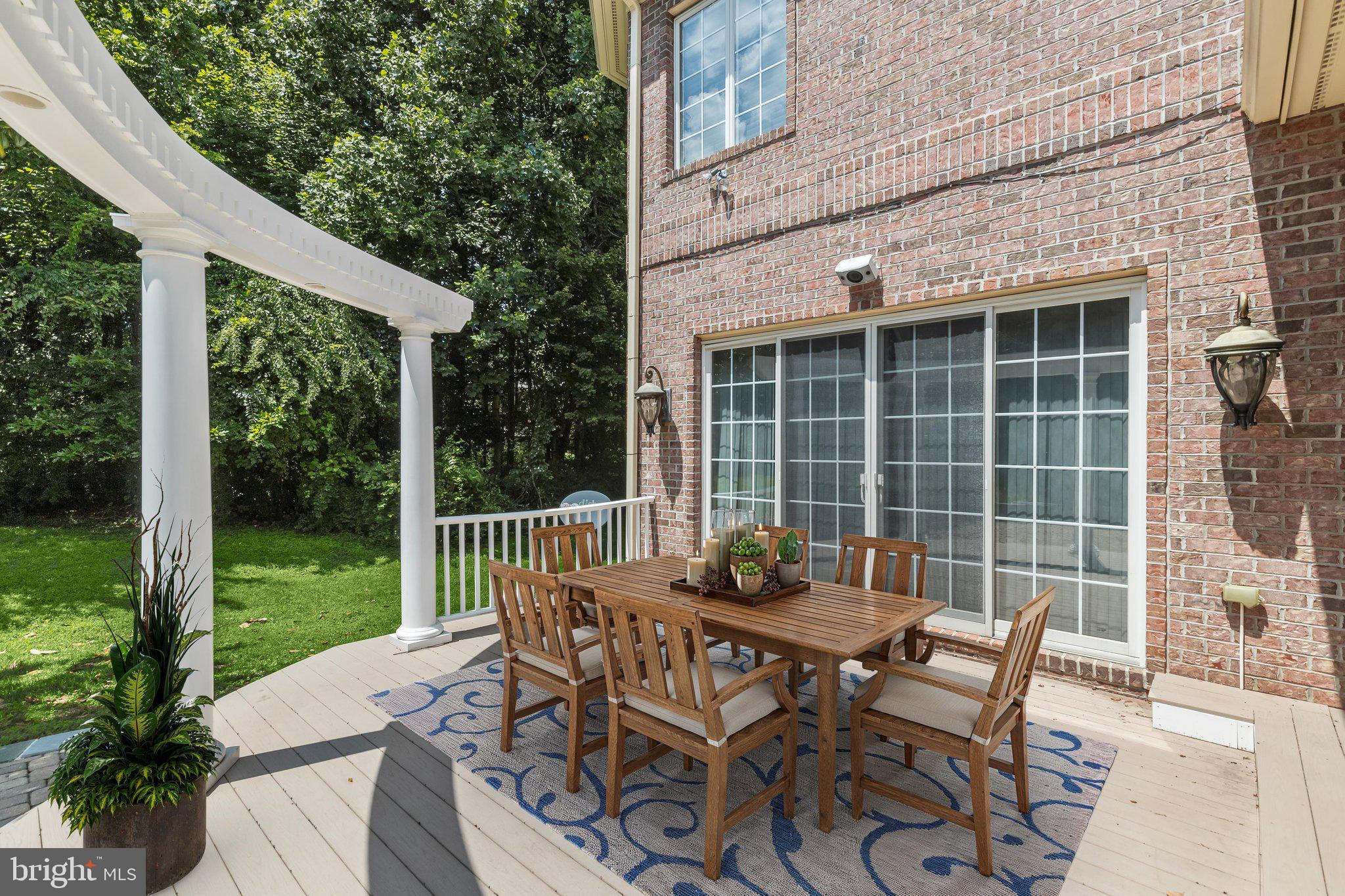 PINDELL WOODS - Residential