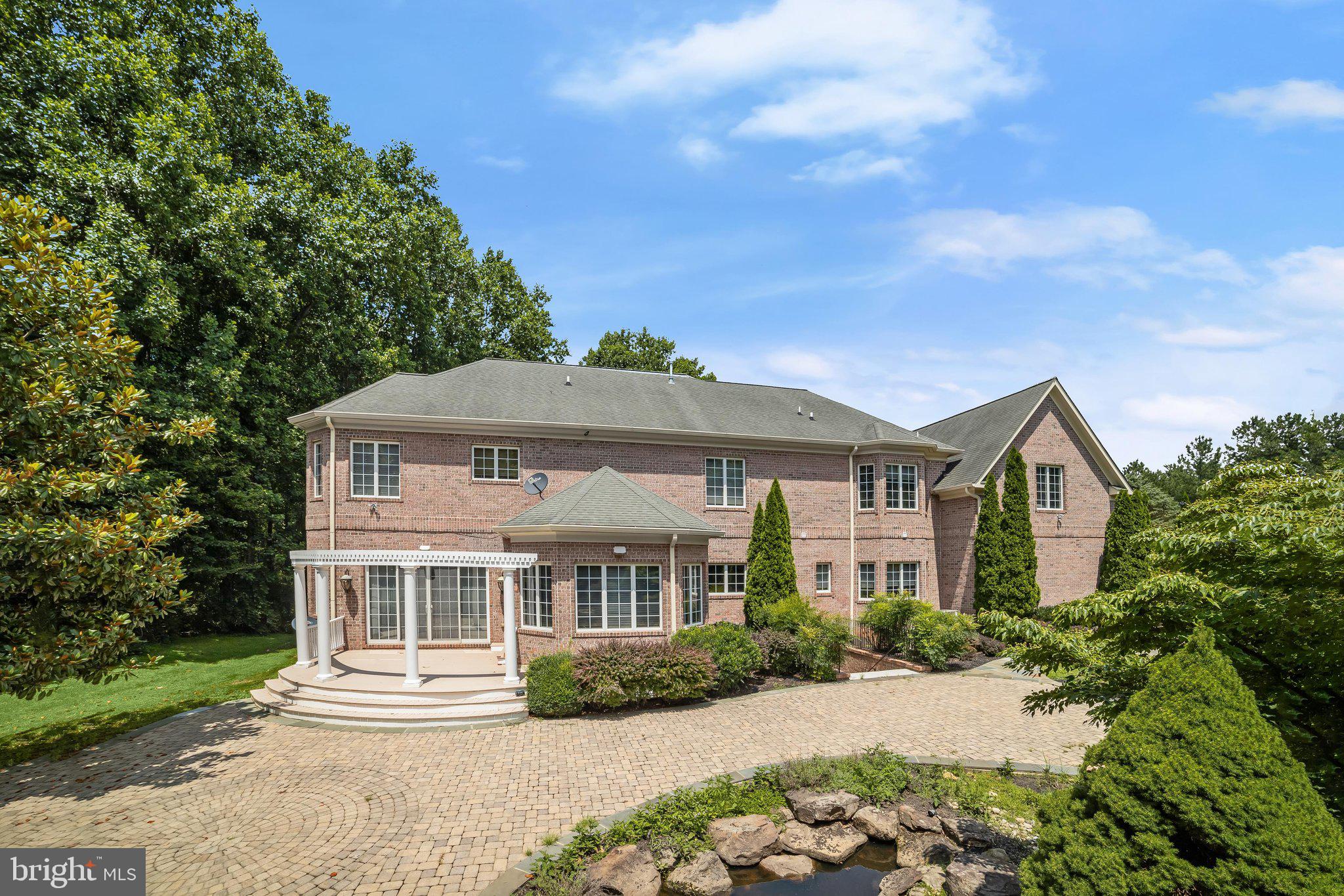 PINDELL WOODS - Residential
