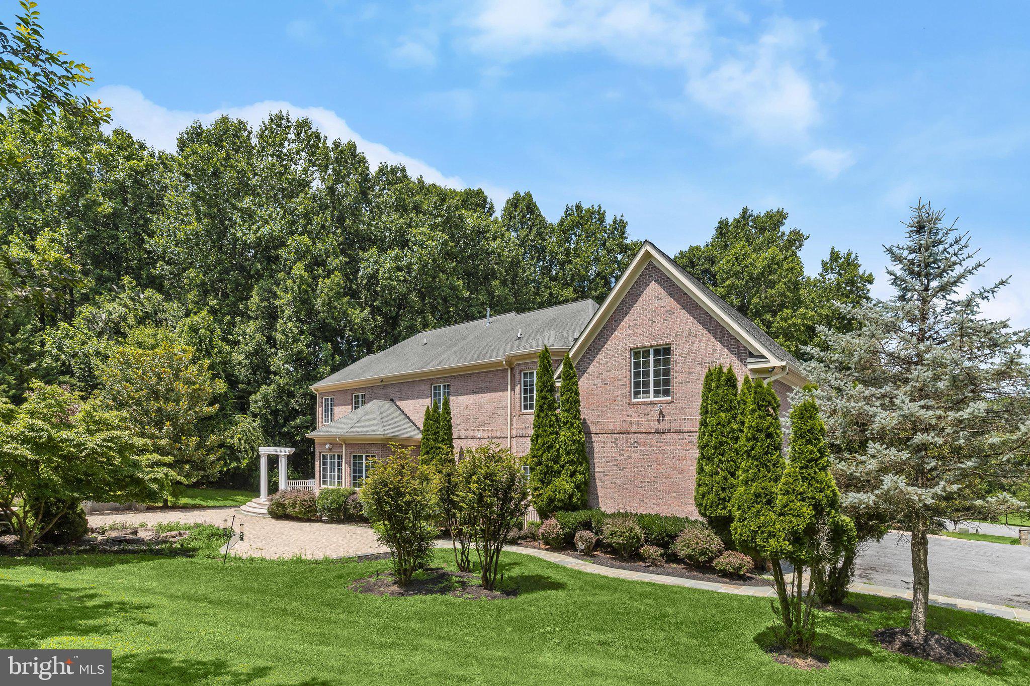 PINDELL WOODS - Residential