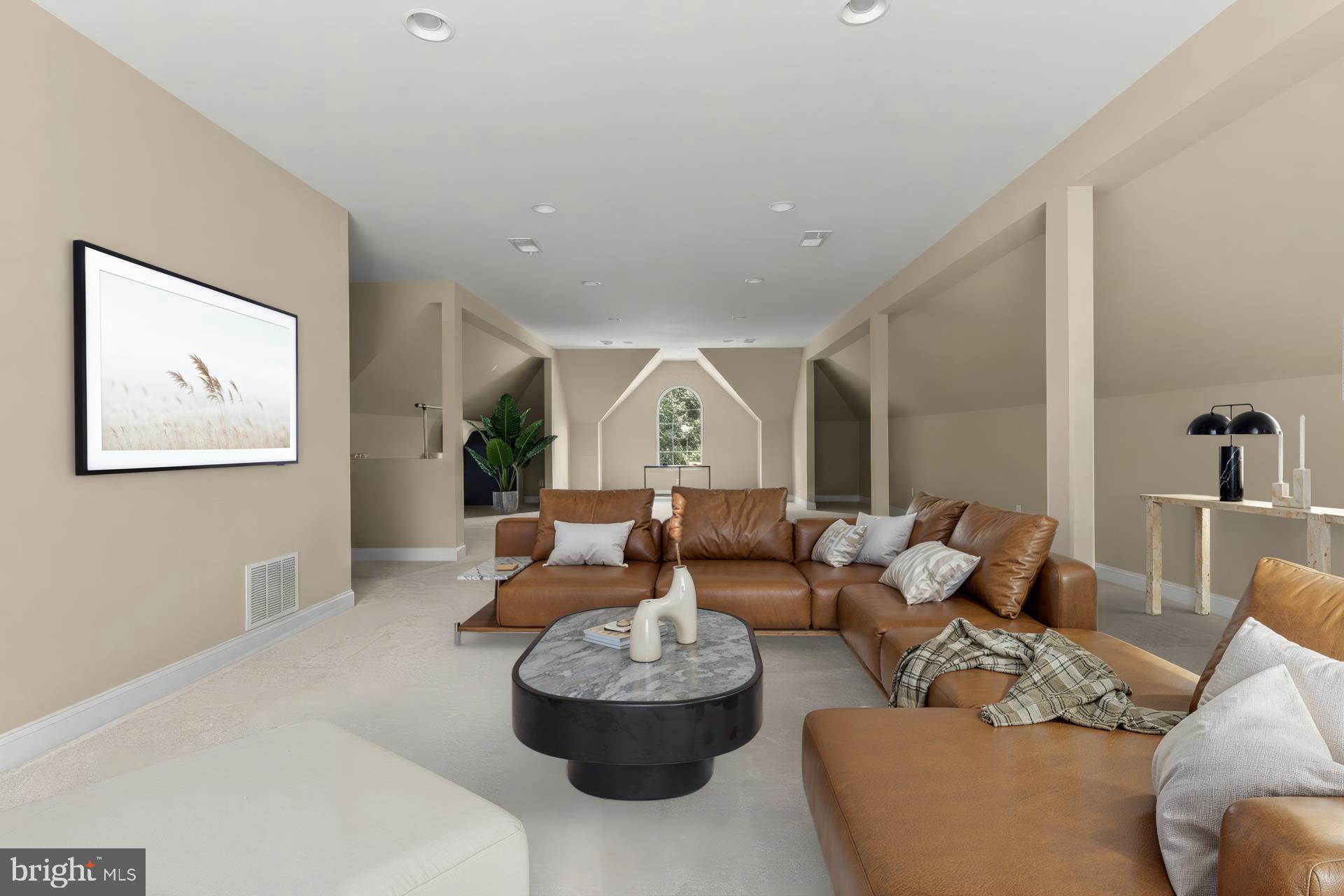 PINDELL WOODS - Residential