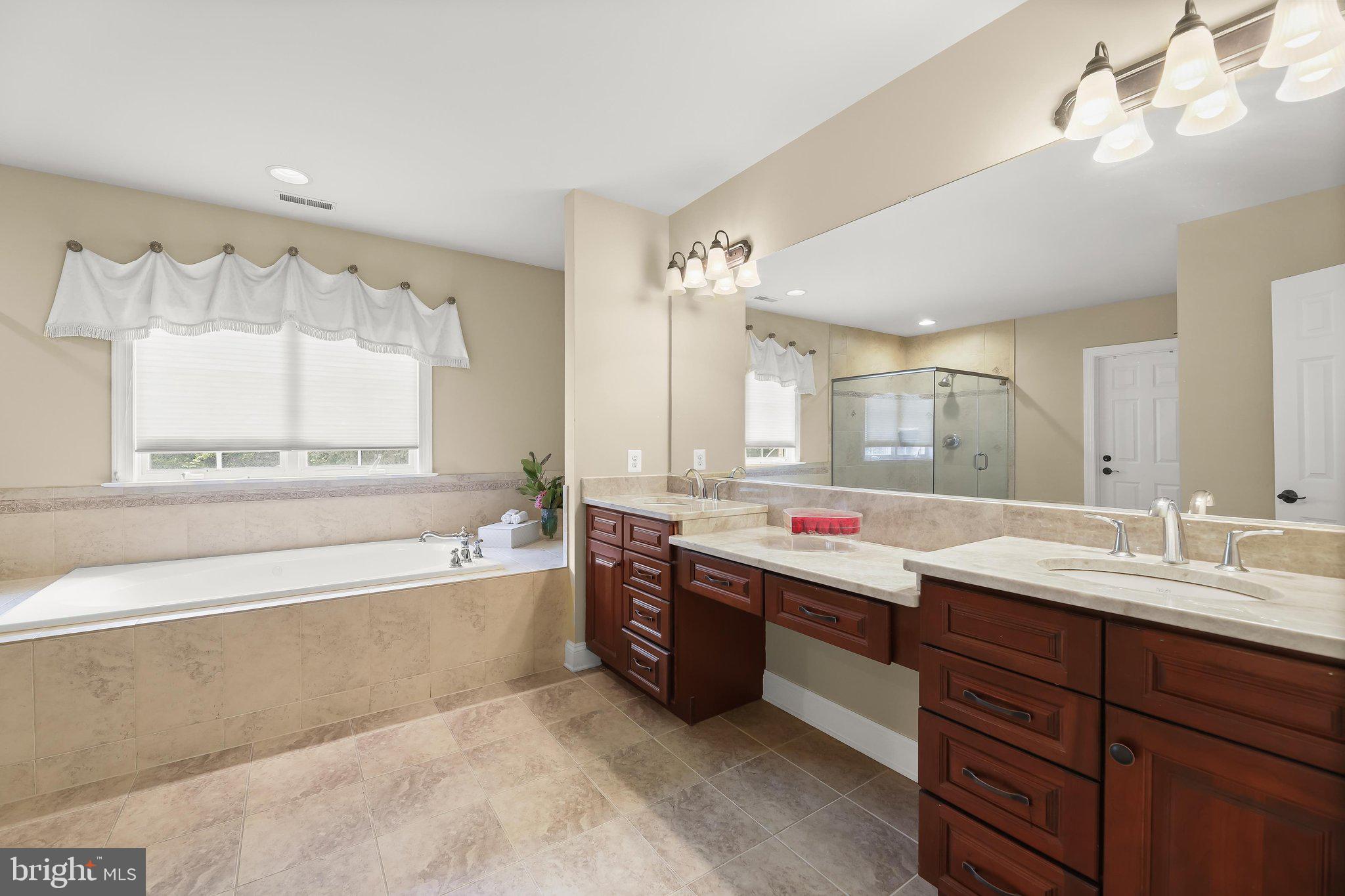 PINDELL WOODS - Residential